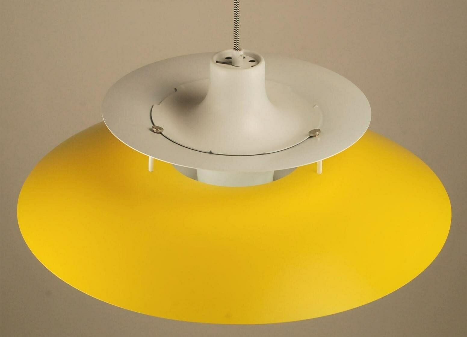 Ph5 Louis Poulsen Pendant Light | Yellow/White | Original Restored Louis Poulsen Vintage Pendant Lamp From Denmark photo Lighting