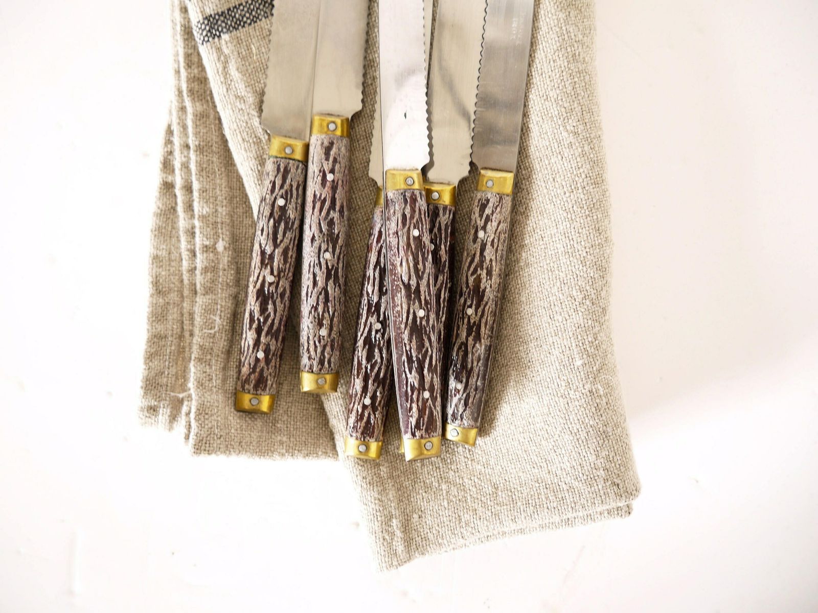 French Vintage Bakelite Wooden Like Handled Dinner Knives Set Of Eight photo Home Decor