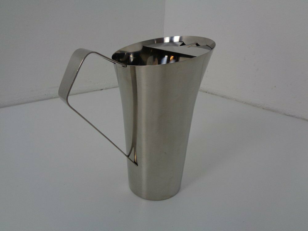 Cylinda Trays And Jug With Salt And Pepper Shaker By Arne Jacobsen For Stelton, 1960s, Set Of 7 photo vintage