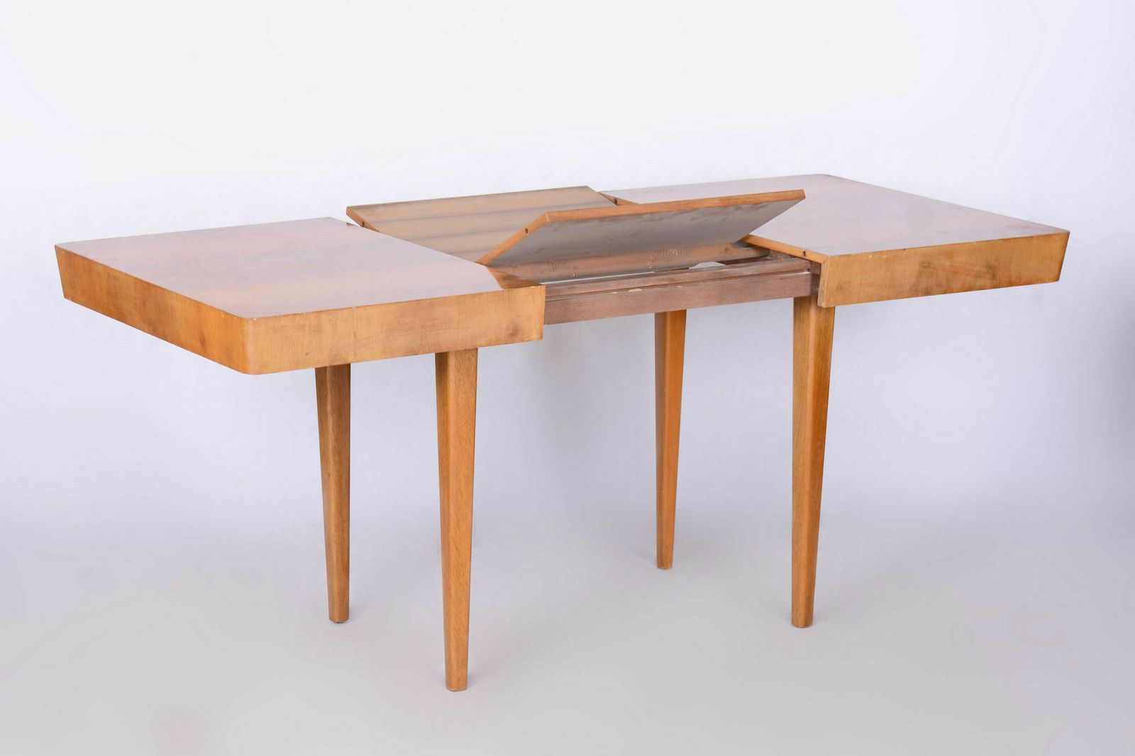 Restored Artdeco Oak Dining Table, Jindrich Halabala, Up Zavody, Adjustable Width, Revived Polish, Czechia, 1940s
