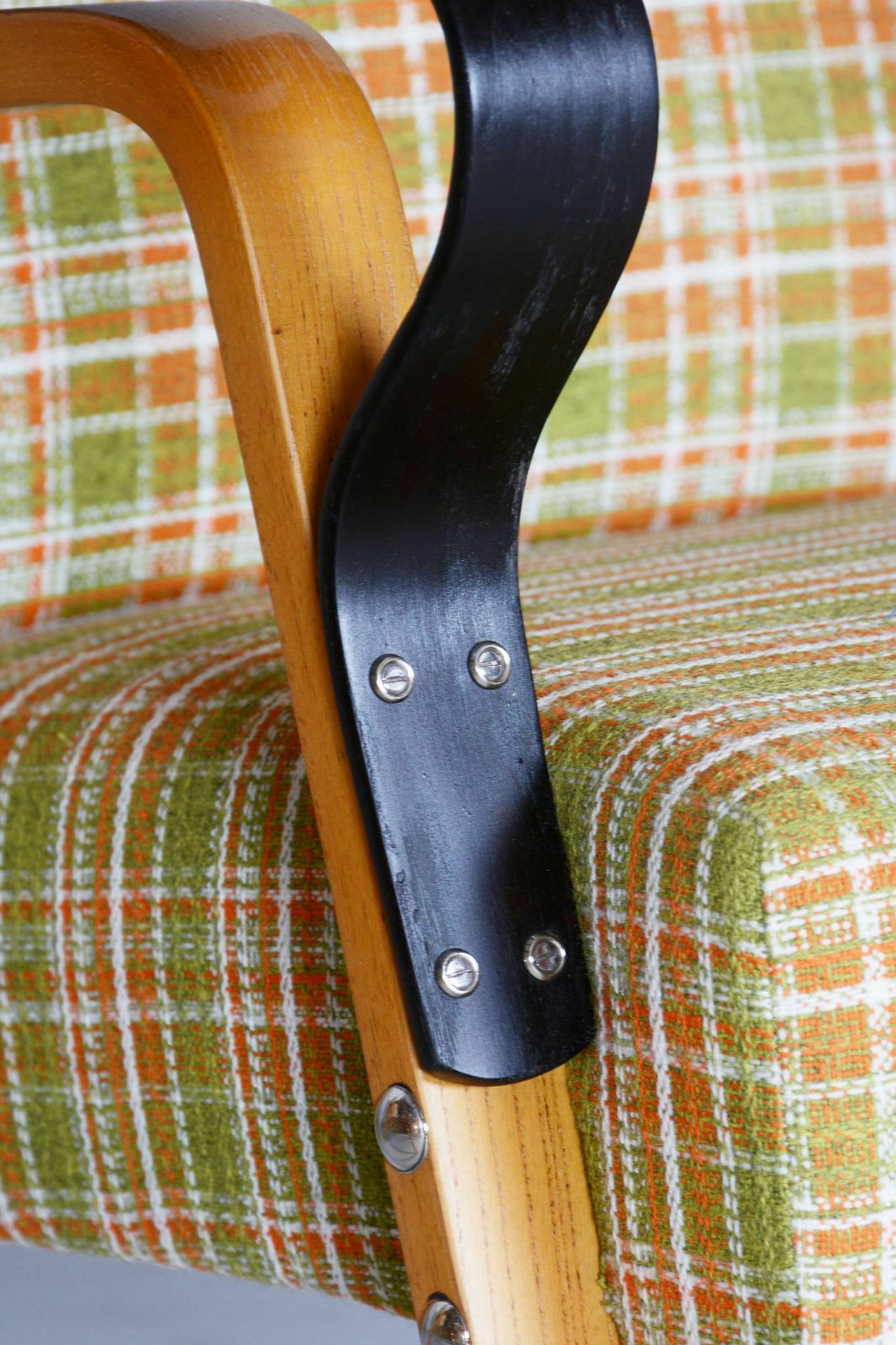 Pair Of Restored Mid Century Oak Armchairs By Tatra Pravenec, Czechia, 1950s photo vinterior
