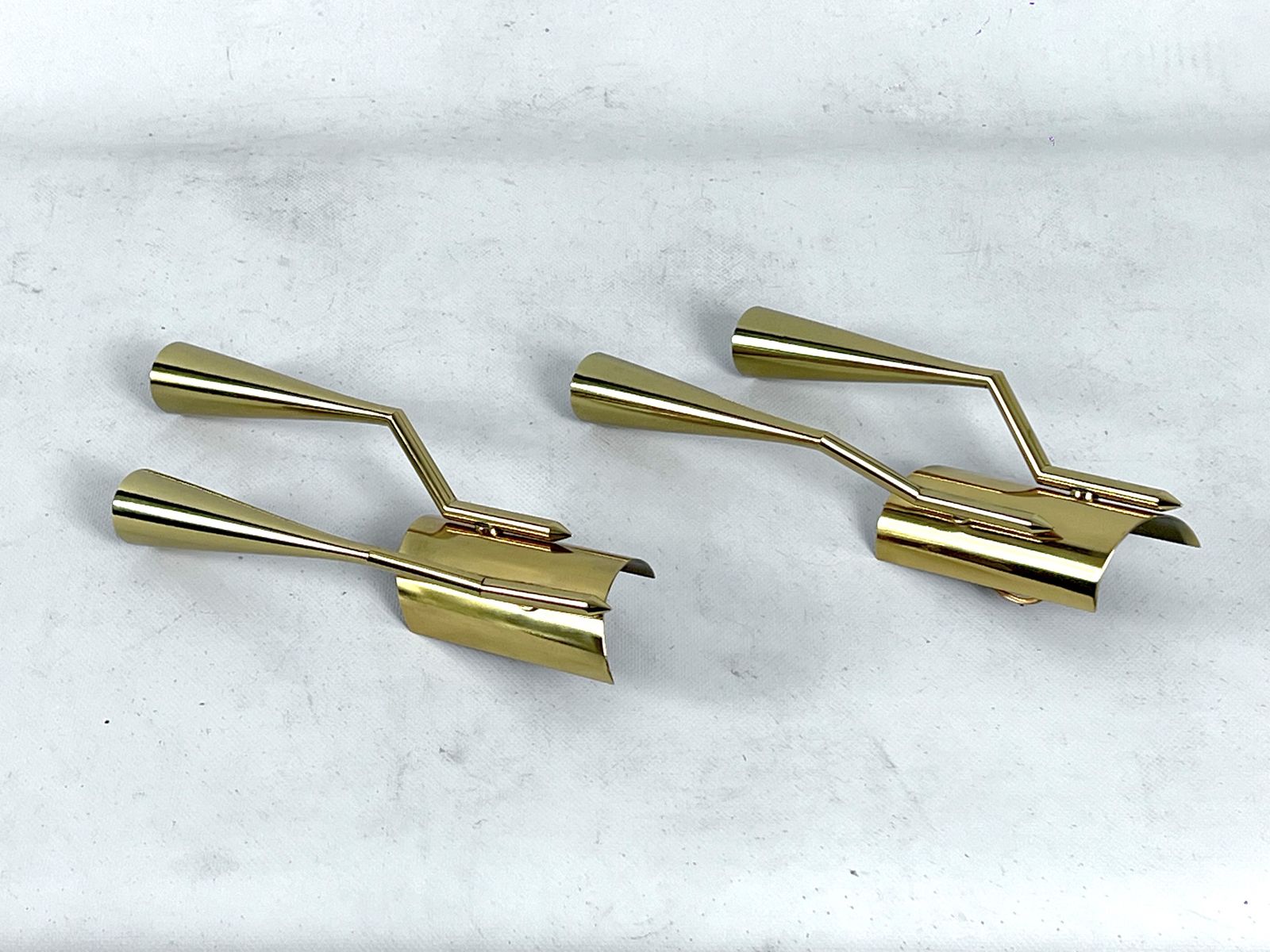 Mid Century Modern Pair Of Brass Oscar Torlasco Attributable Sconces. Italy 1950s photo buy