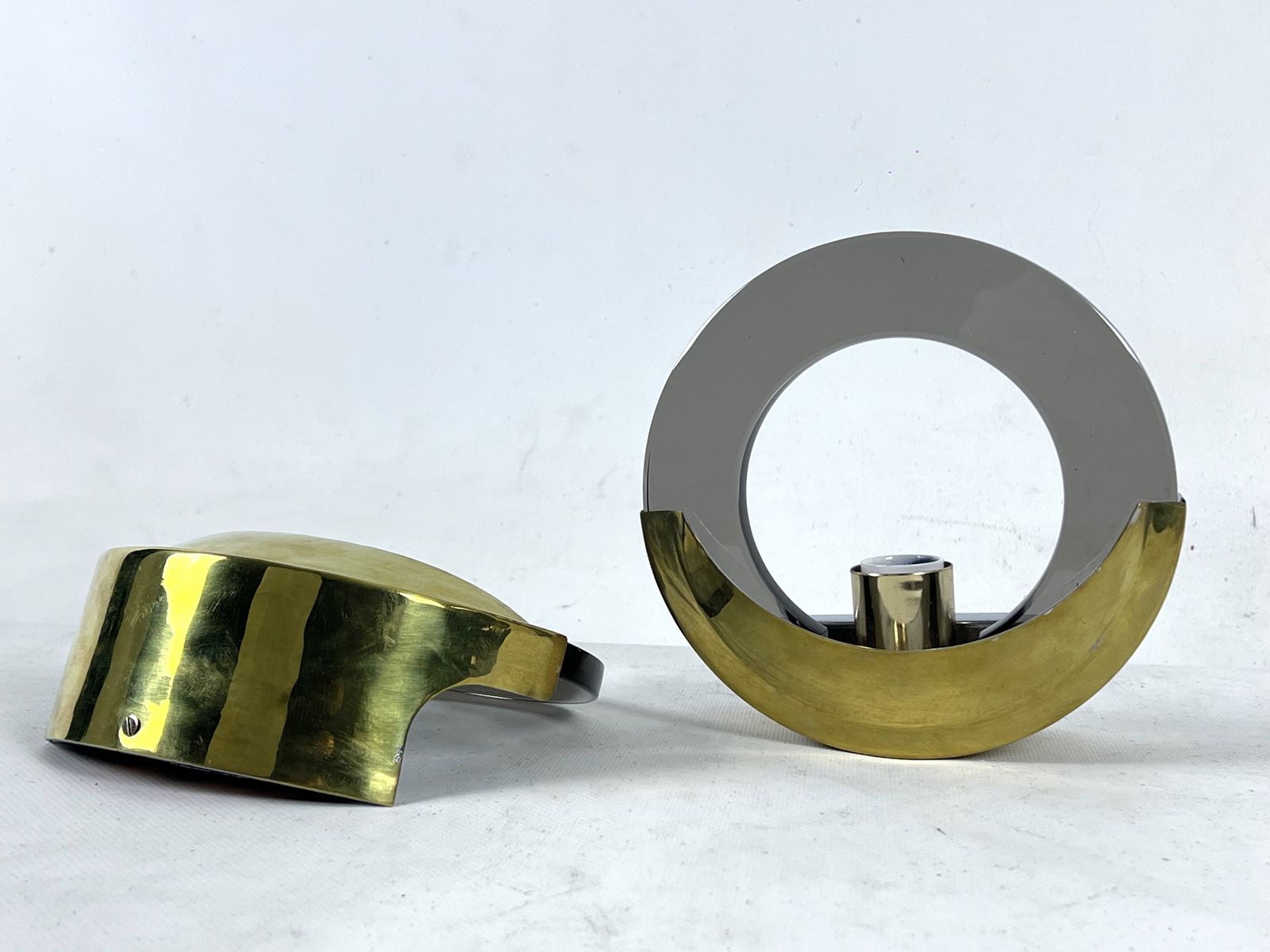 Mid Century Modern Pair Of Brass And Thick Smoked Glass Sconces. Italy 1970s photo vinterior