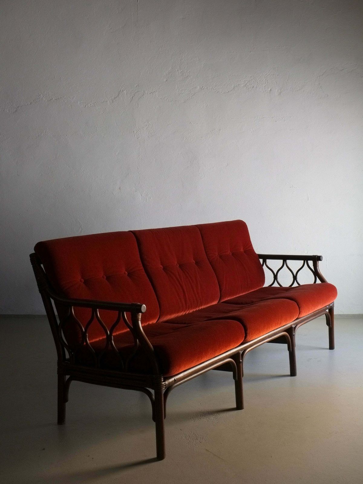 Dark Rattan Sofa | 3 Seater Bamboo Daybed | Red Velour | Vintage photo furniture