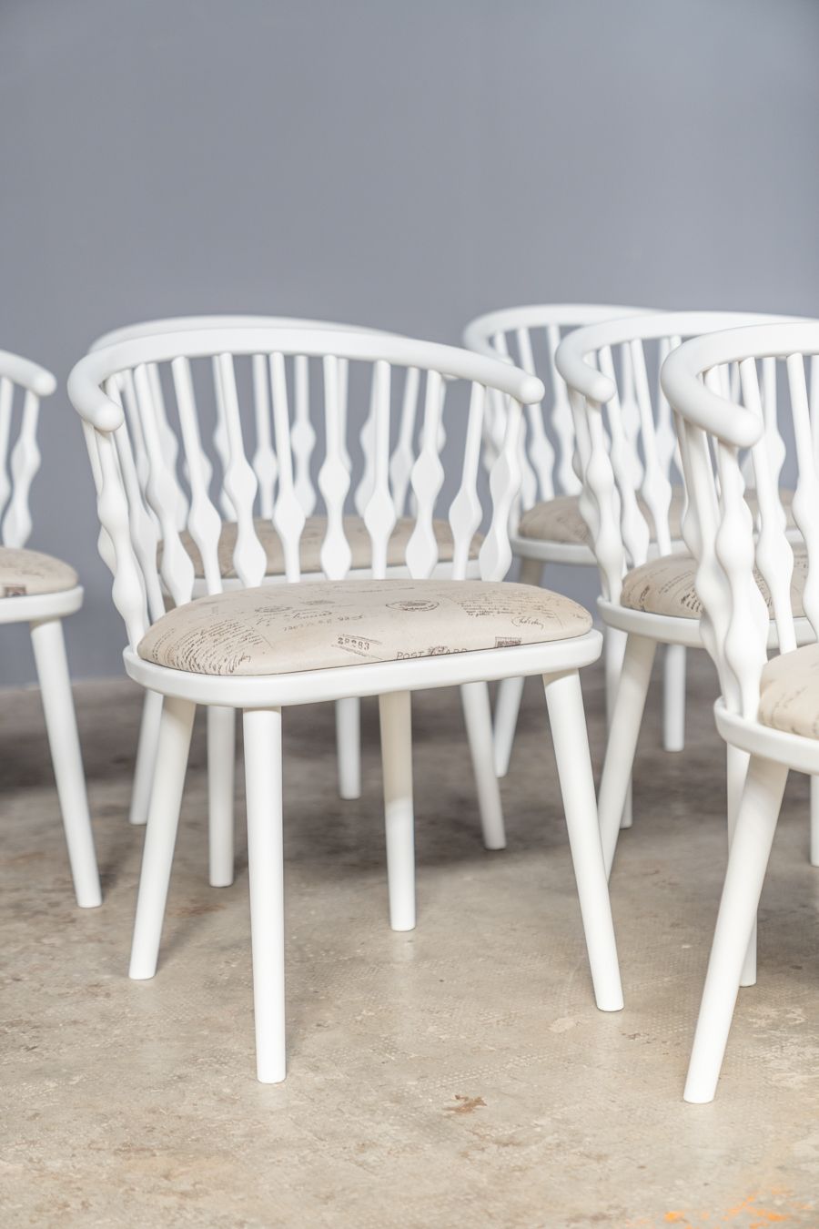 photo vinterior Matt White Painted Beech Chair With Upholstered Seat With 1970 Fabric, Set Of 6