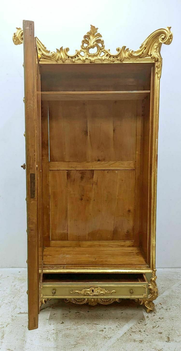 photo for sale Pair Of Golden Lacquered Turin Cabinets 1820