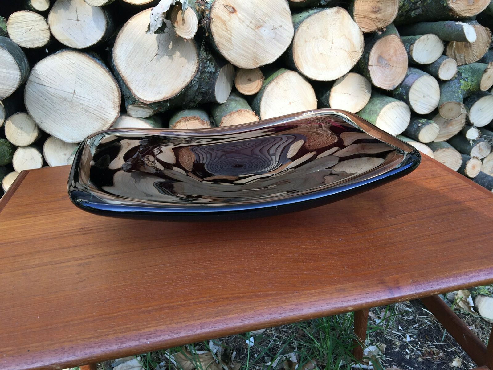 Art Glass Bowl / Dish By Swedish Artist Vicke Lindstrand For Kosta In The 1950s. Purple And Clear Glass, Mid Century Modern From Sweden photo furniture