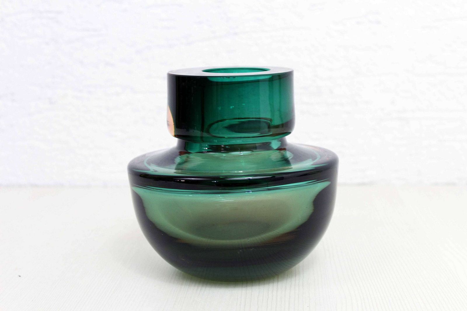 Italian Murano Glass Sommerso Vase, 1970s Murano Vase