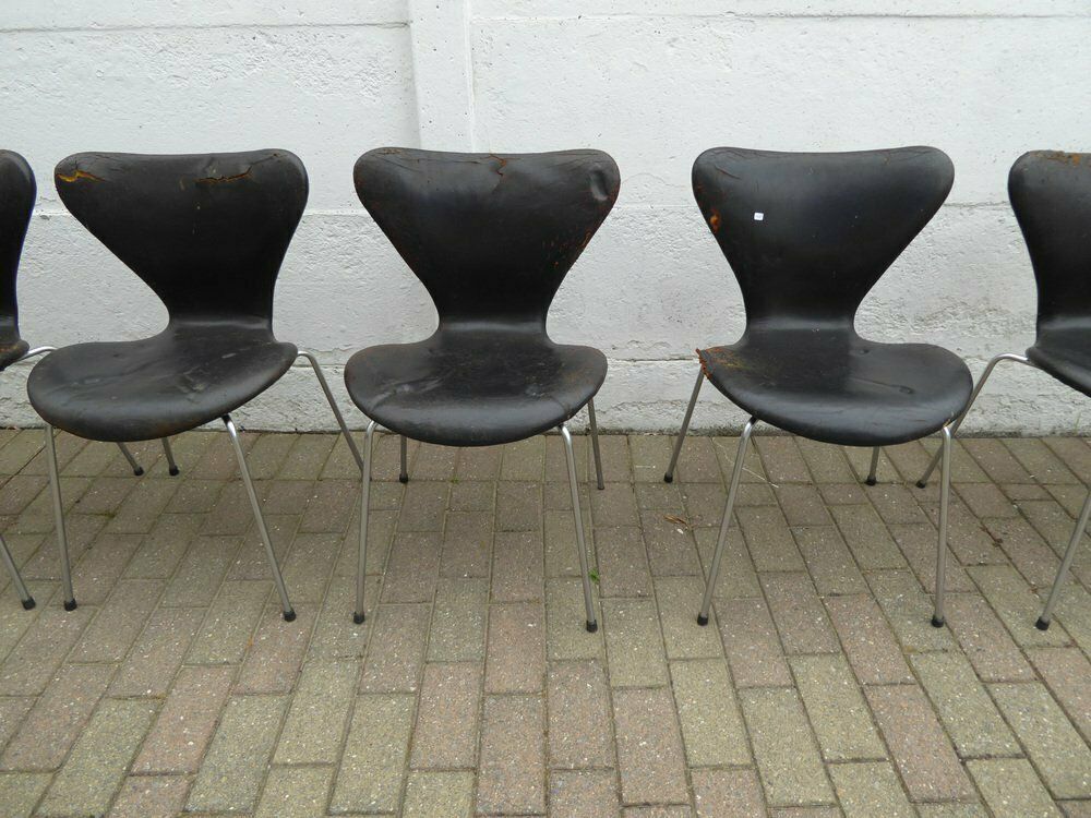 Seven / Sjuan 3107 Chairs In Black Leather By Arne Jacobsen For Fritz Hansen, Denmark, 1967, Set Of 6 photo 1692.0