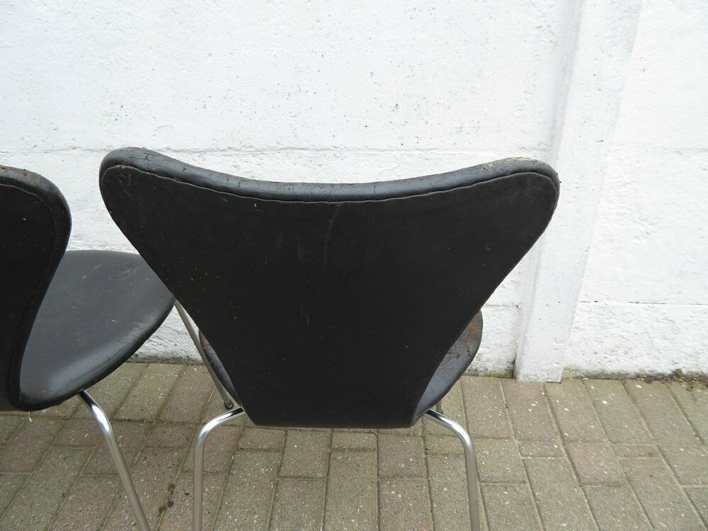 photo buy Seven / Sjuan 3107 Chairs In Black Leather By Arne Jacobsen For Fritz Hansen, Denmark, 1967, Set Of 6