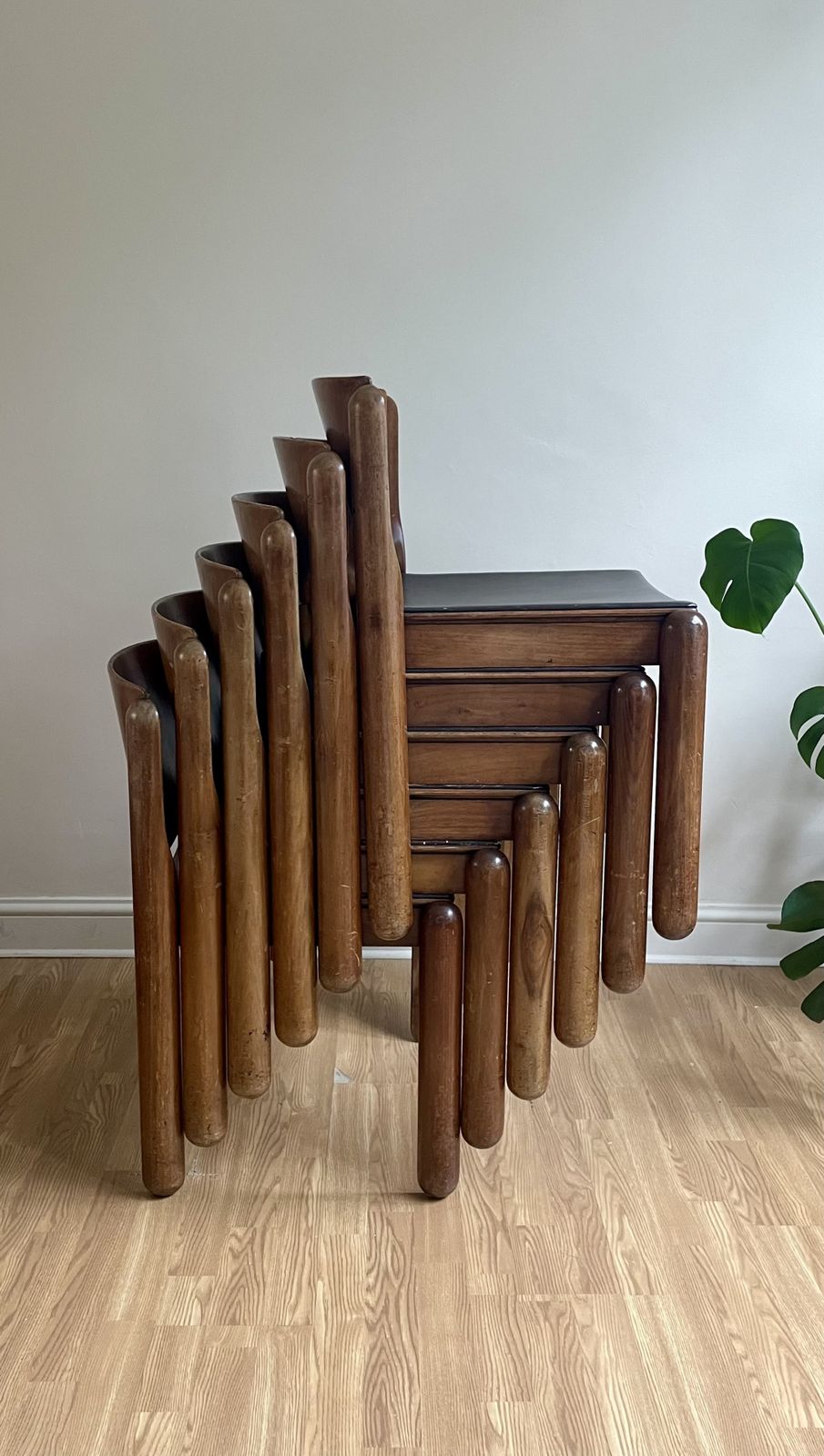 6 Vico Magistretti Chairs, Model 122, Cassina, Italy, 1960s photo furniture