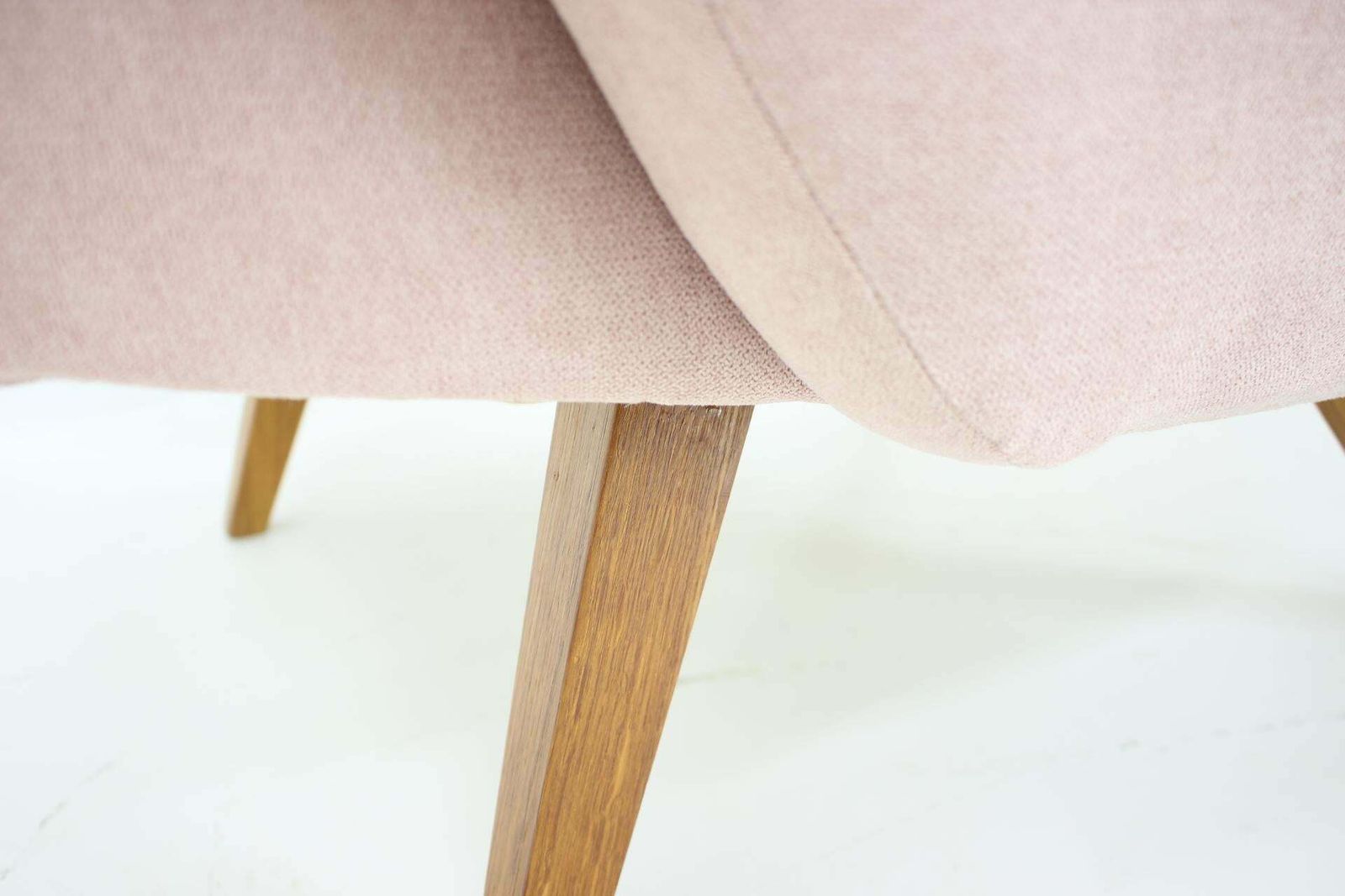 photo vinterior 1960s Wing Chair, Czechoslovakia