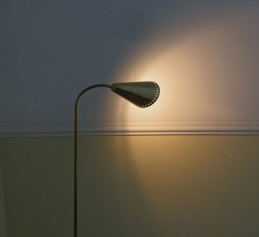 photo vinterior Scandinavian Brass Floor Lamp In The Style Of Paavo Tynell, 1950s