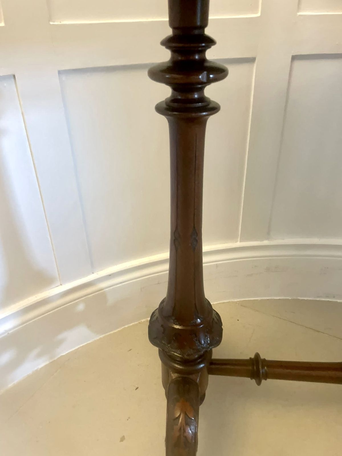 Superb Quality Antique 19th Century Inlaid Burr Walnut Lamp Table photo vintage