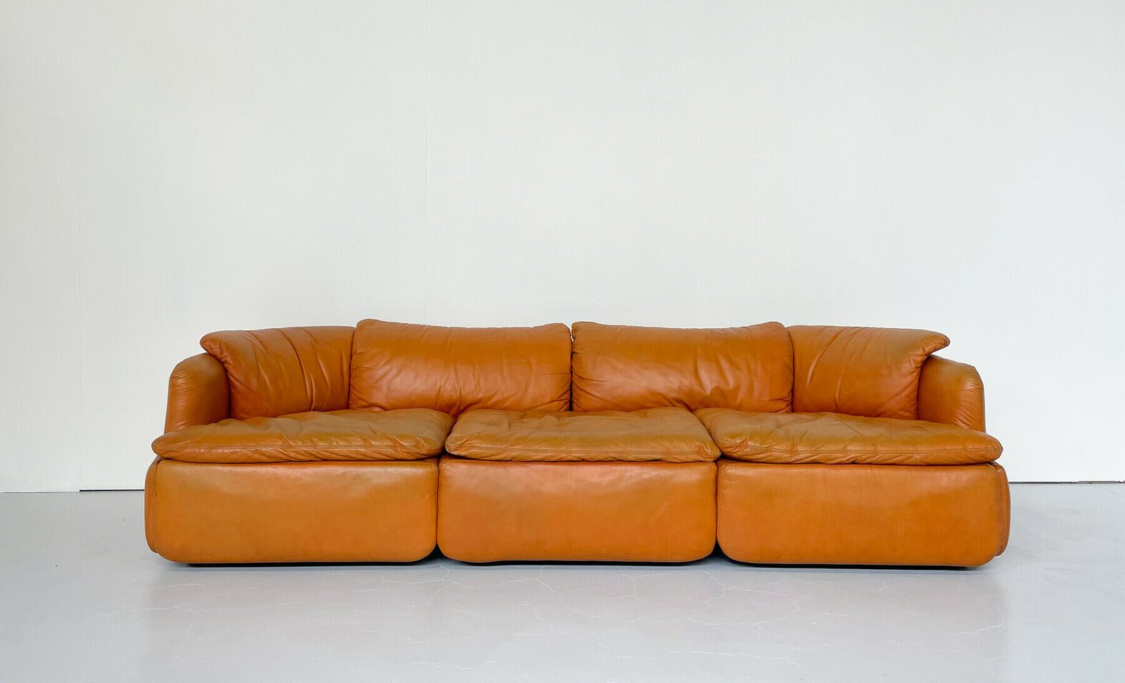 Confidential Seating Set By Alberto Rosselli For Saporiti photo vinterior