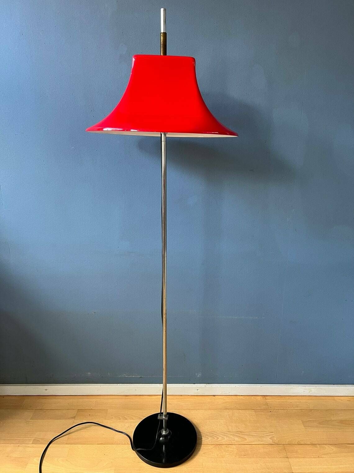 Red Willem Hagoort Space Age Floor Lamp   Mid Century Acrylic Glass Lamp photo vinterior