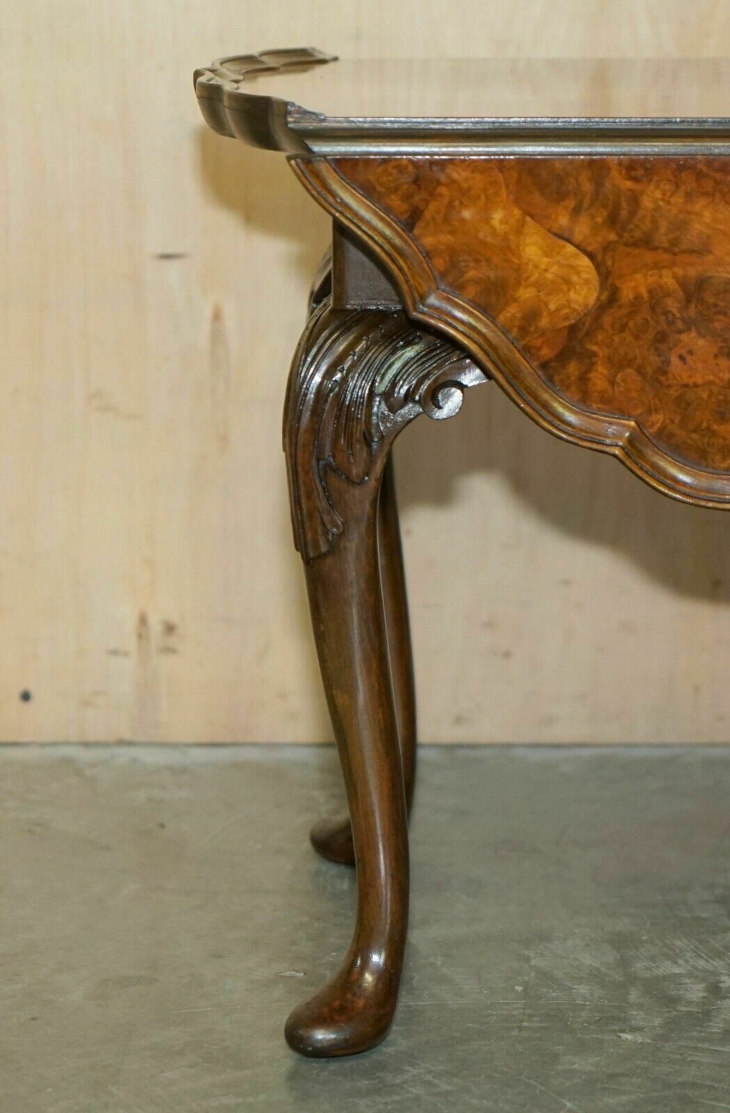 Stunning Hand Carved Burr Walnut Extending Coffee Cocktail Table Cabriole Legs photo Furniture