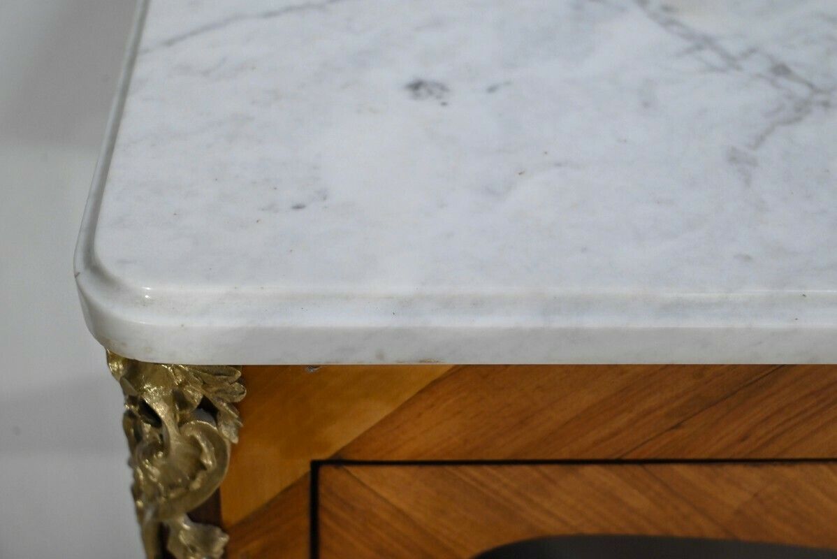 Small Showcase In Rosewood, Louis XV Style   Late 19th Century photo vinterior
