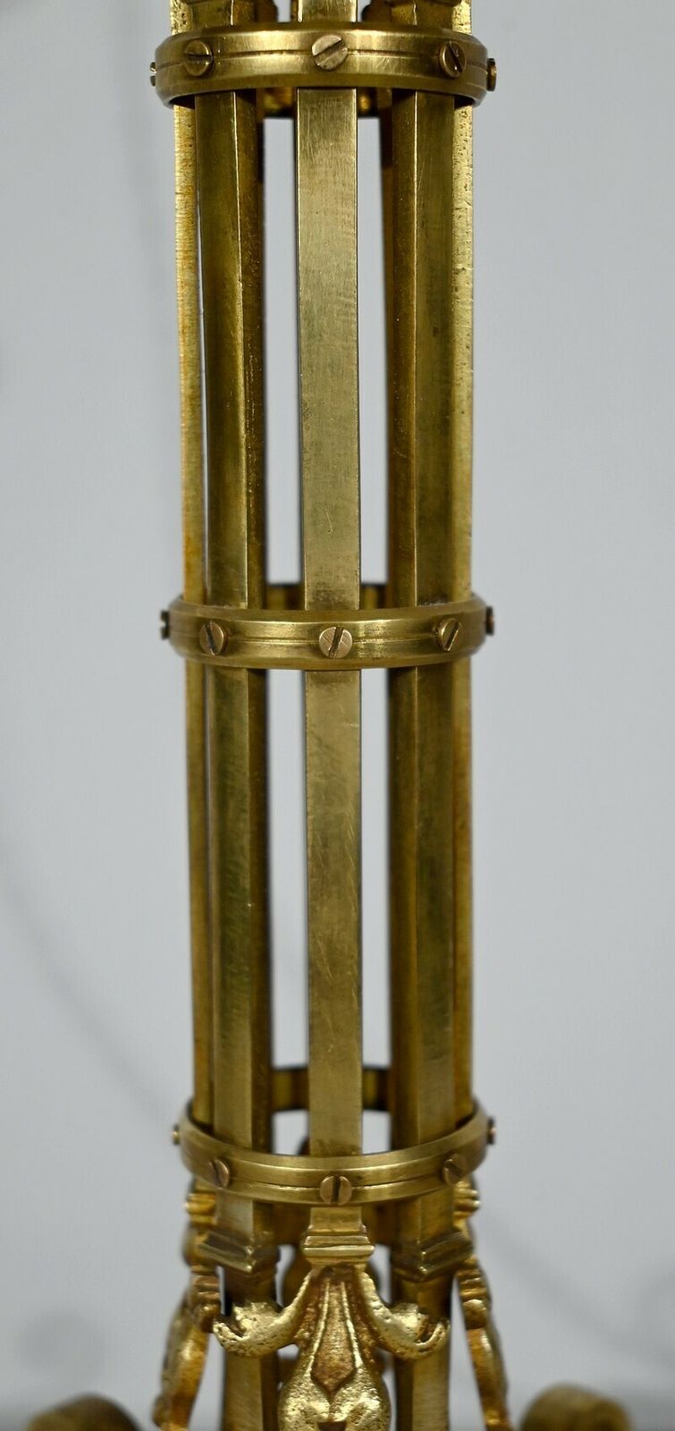 photo buy Important Electrified Oil Lamp In Brass And Onyx   Late 19th Century