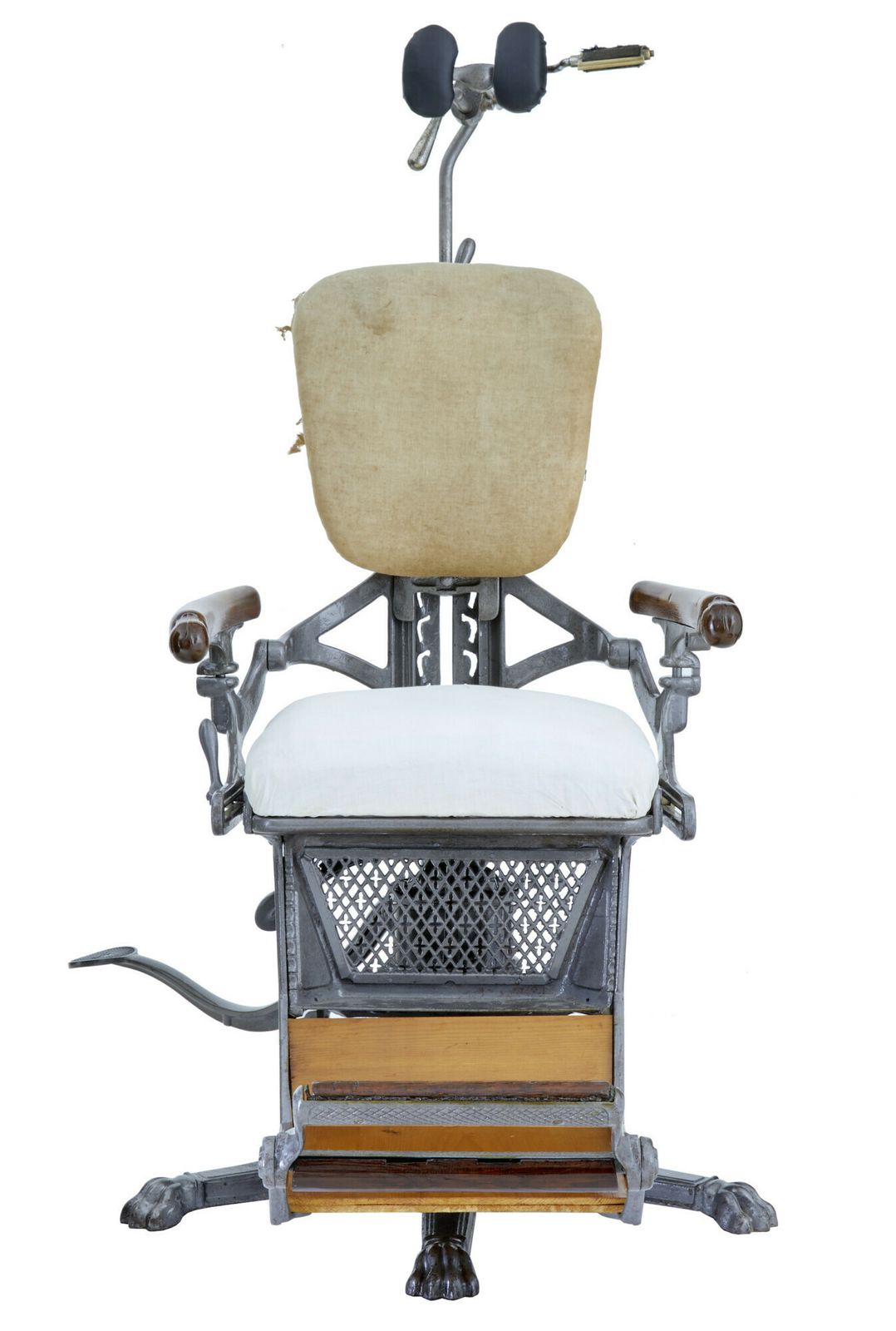 photo furniture 19th Century American Decorative Cast Iron Dentist Chair