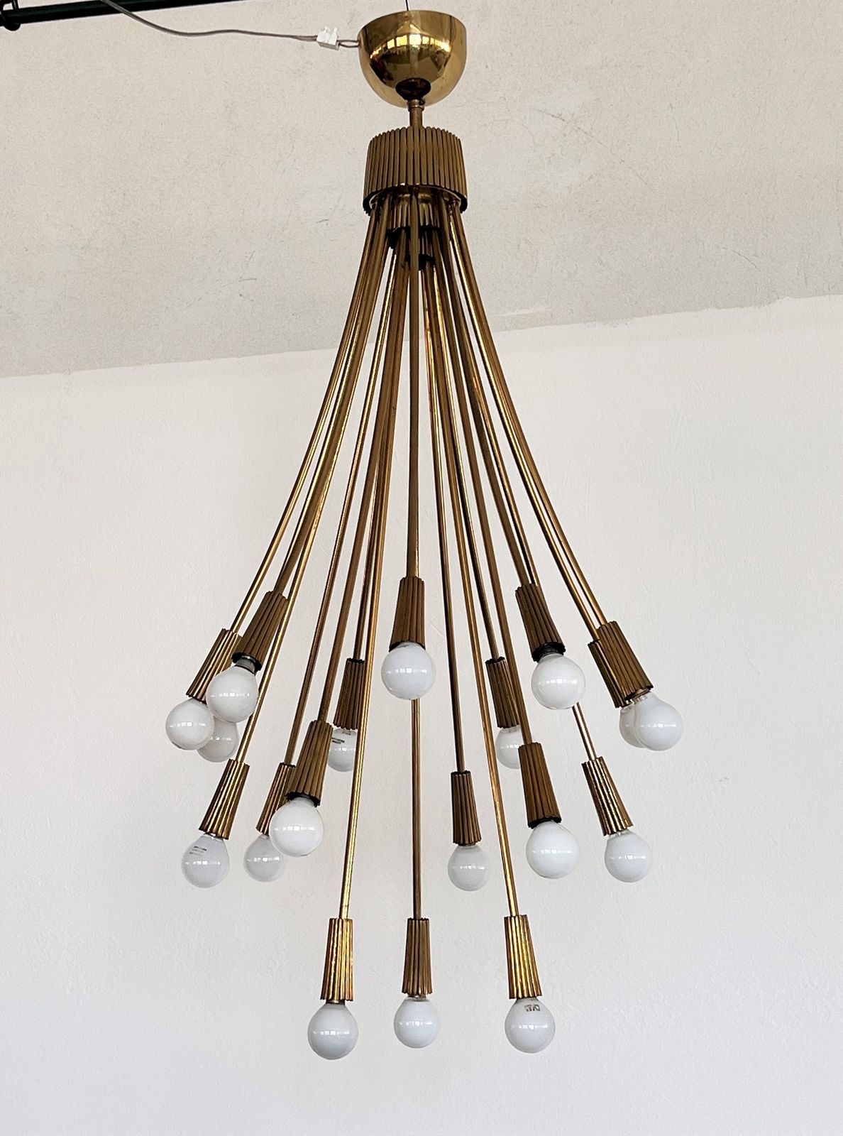 Italian Chandelier In Brass With 18 Lights, 1970s photo buy