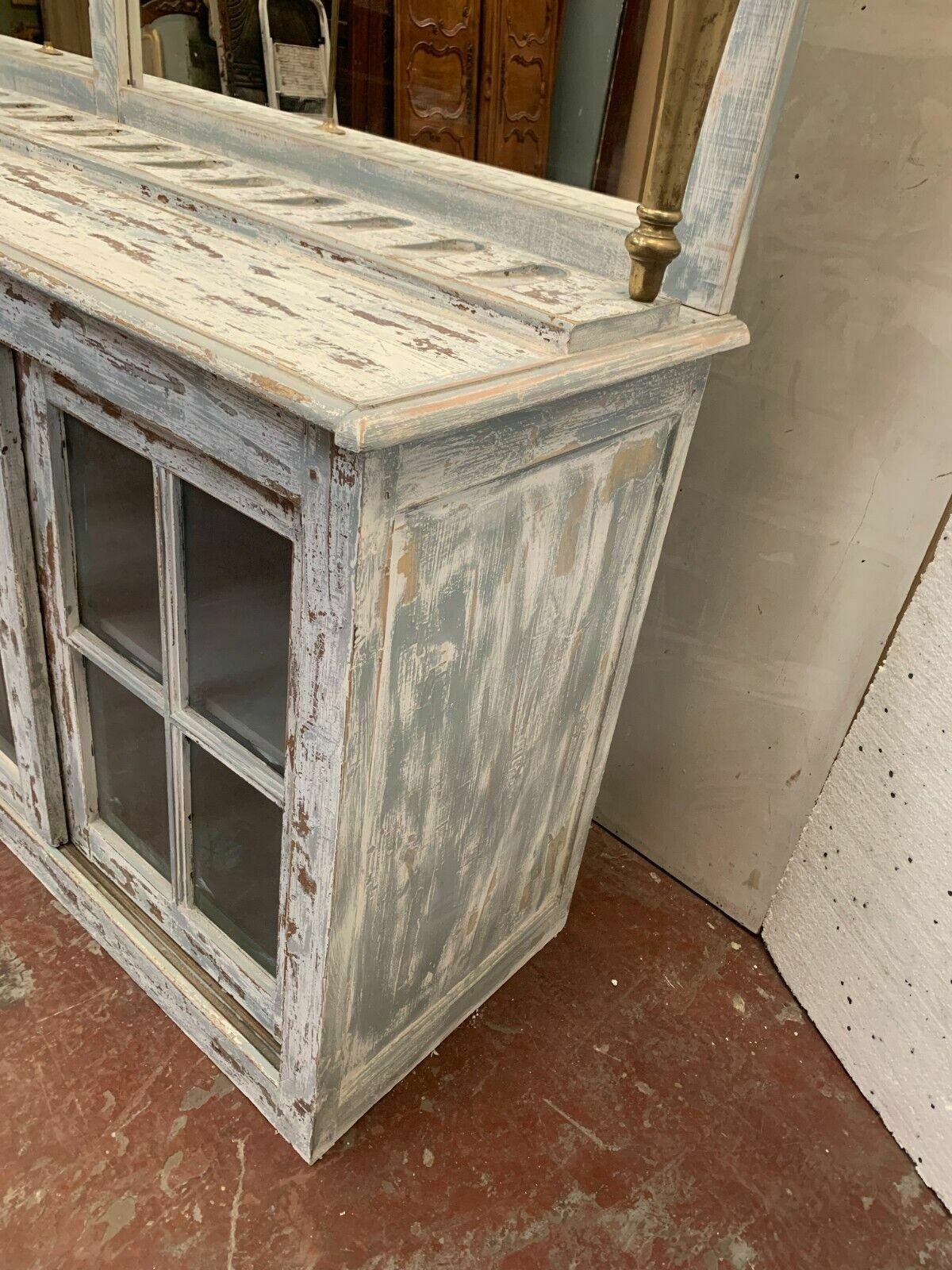 Store Counter With Sliding Door In Patinated Wood XX Century photo vinterior