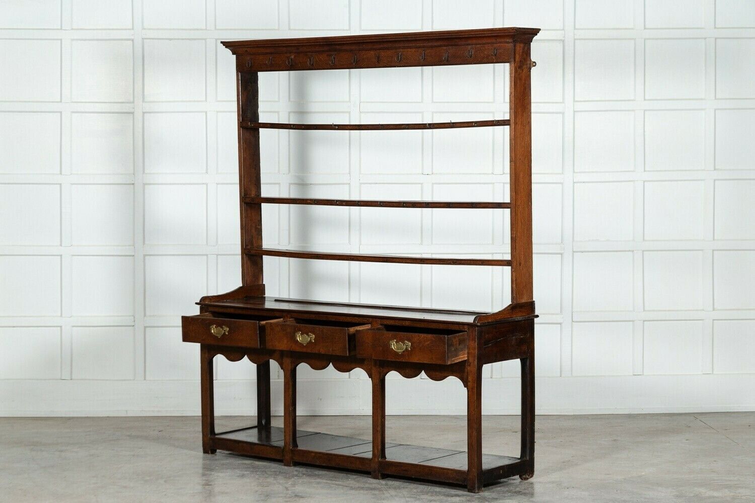 Large English George III Oak Dresser photo 5118.0