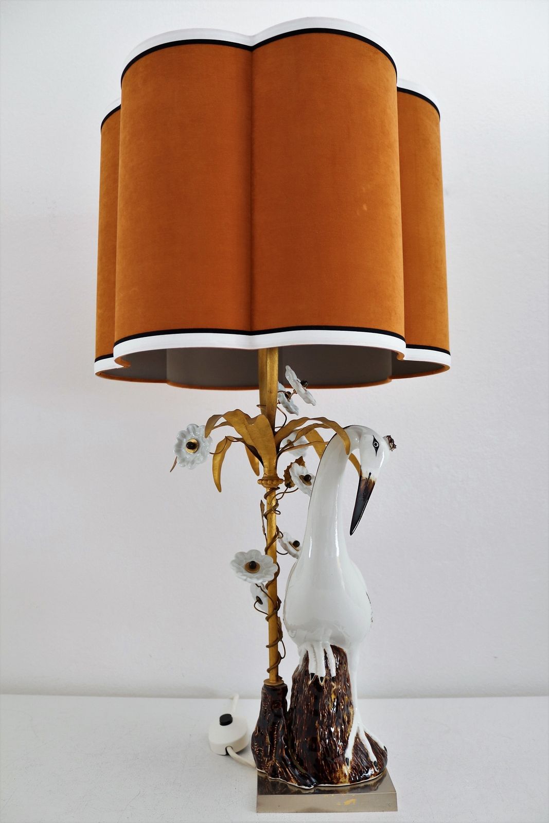 French Table Lamp With Porcelain Crane Or Heron And Flowers, 1970s photo vinterior