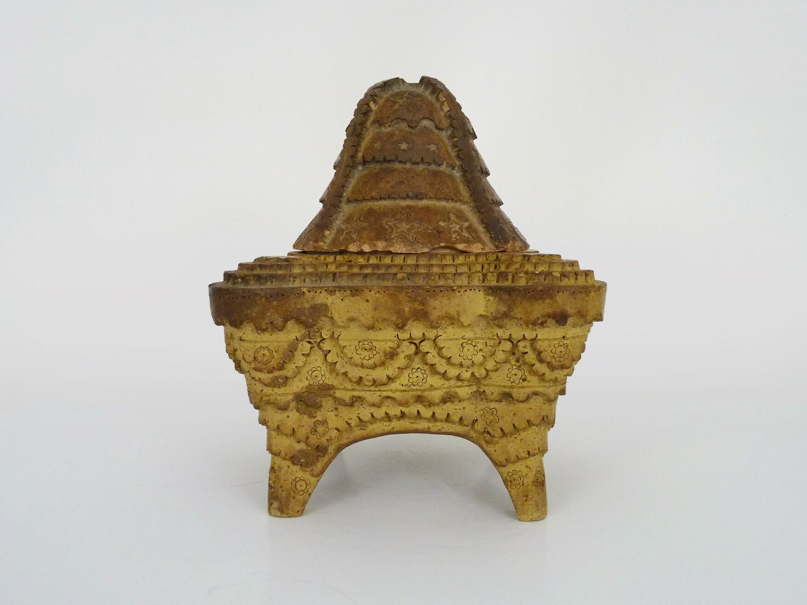 Pot d'offrande de temple en stéatite sculptée, pot à onguent. Thaïlande, Birmanie photo for sale