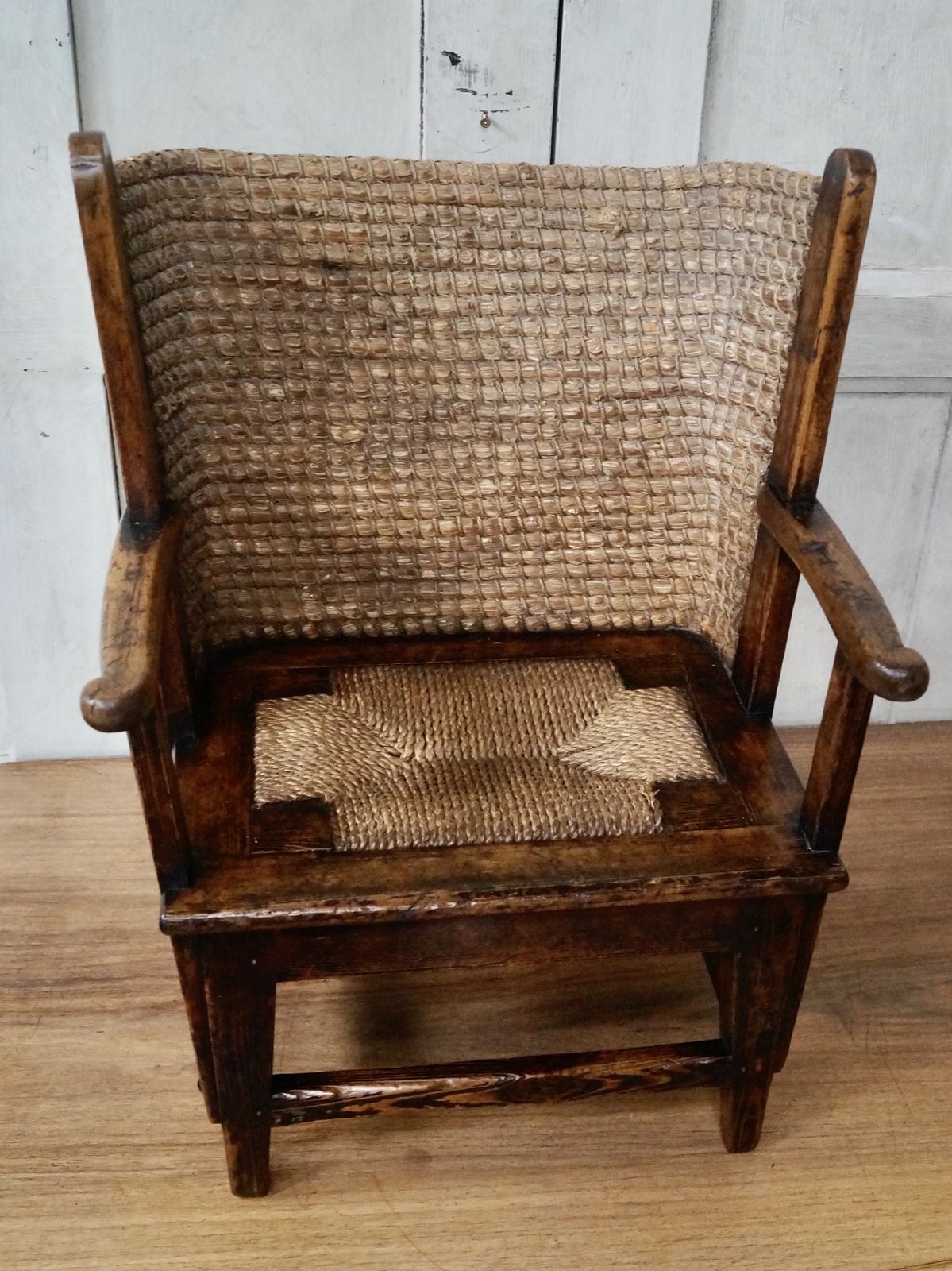 Child’s Scottish Orkney Chair, 1800s photo 900.0