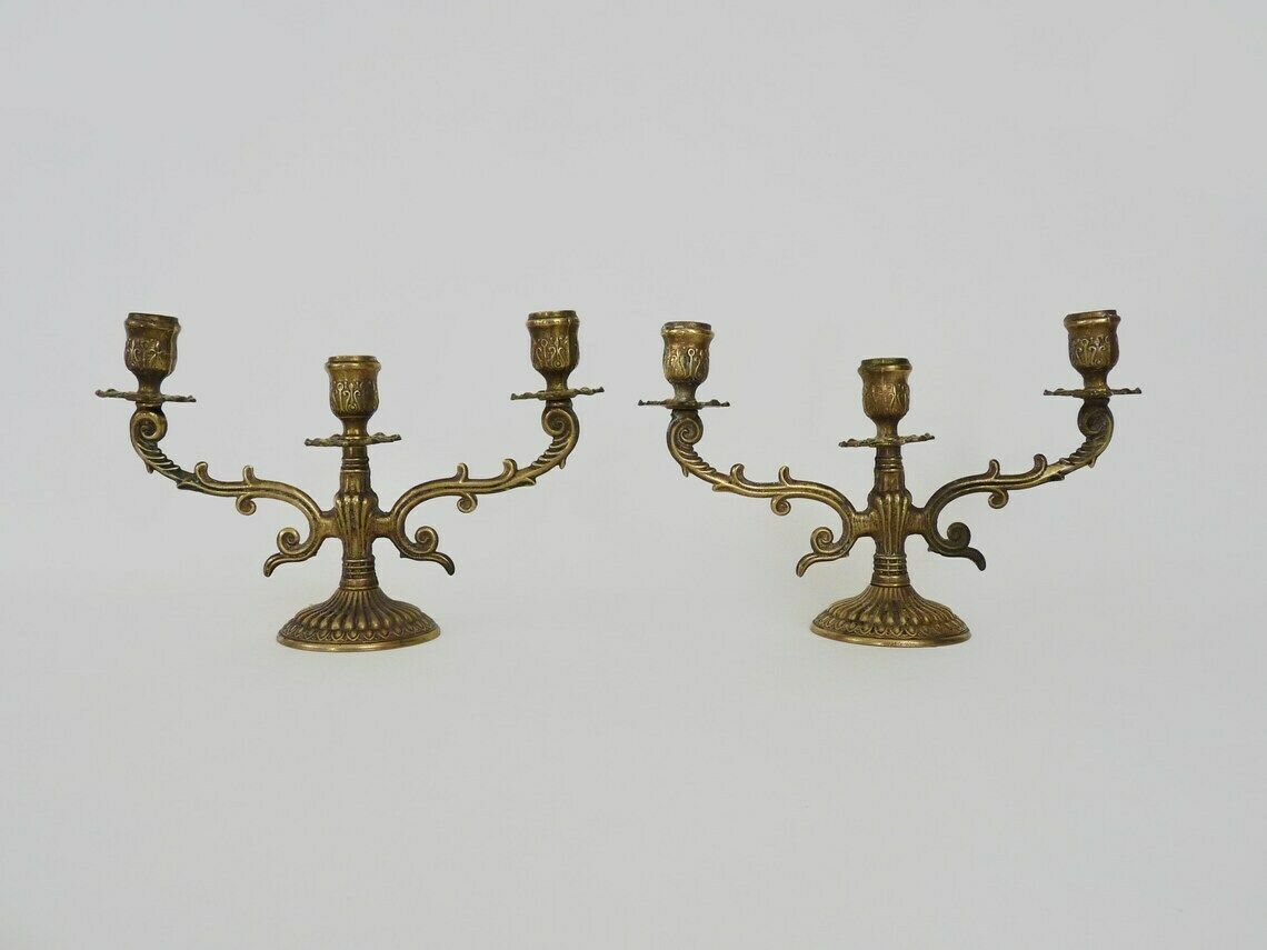 Paire de chandeliers anciens en bronze à 3 branches photo furniture