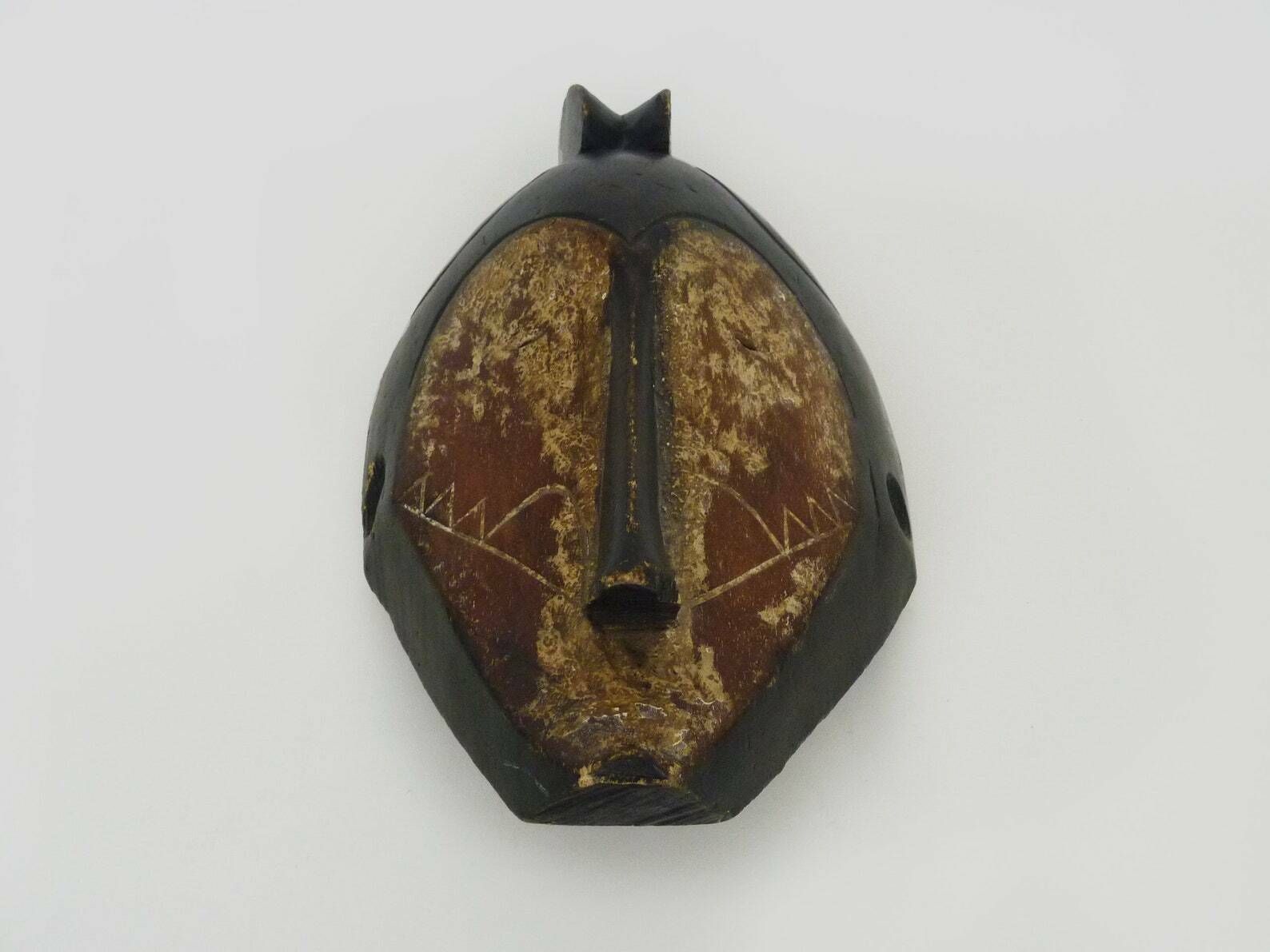 Masque Fang en bois ancien, art tribal africain du Gabon photo furniture