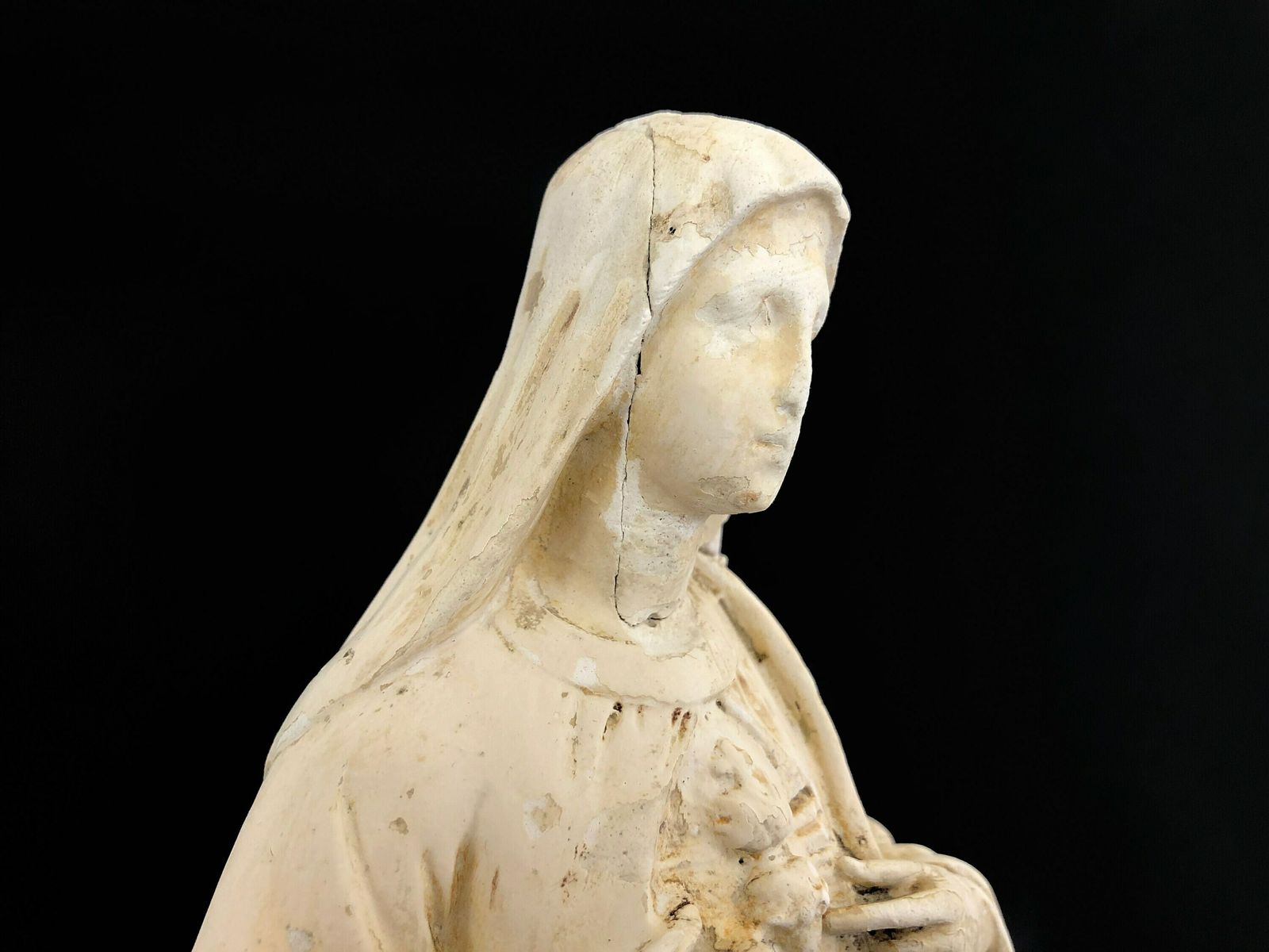 Vintage Statue Of The Virgin Mary Sacred Heart In Plaster. Signed Giscard Toulouse. photo Art