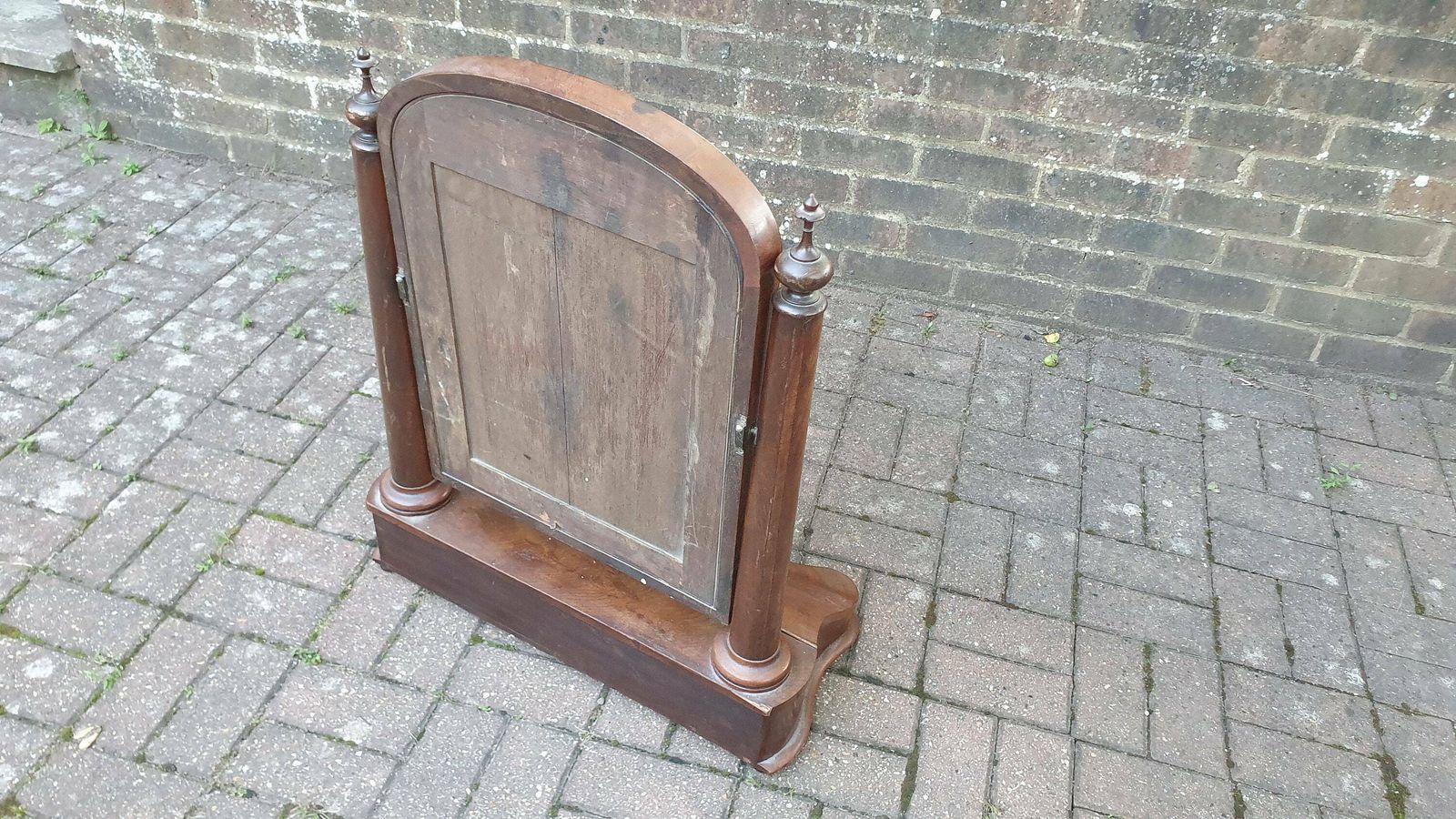 photo furniture Huge Stunning Victorian Swig Dressing Table Mirror With Trinket Compartment. High Society