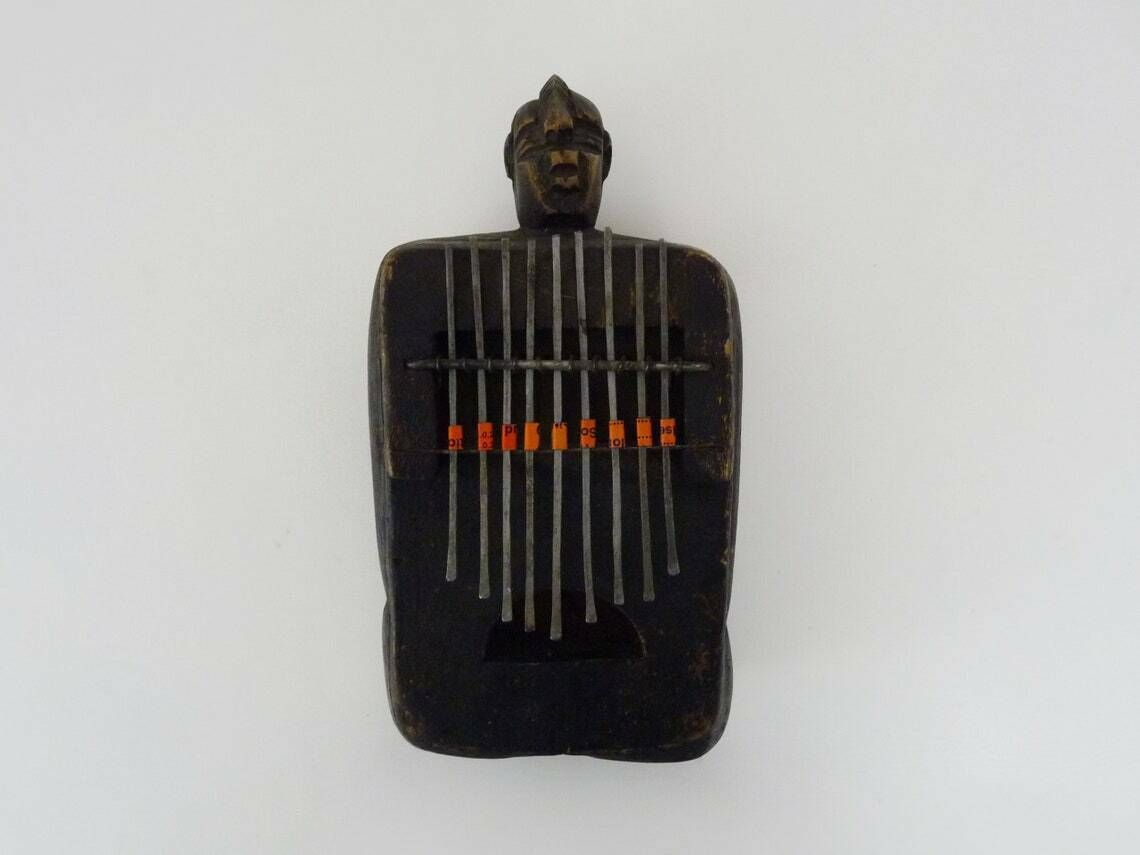 Lamellophone Luba, piano Sanza tribal africain photo furniture