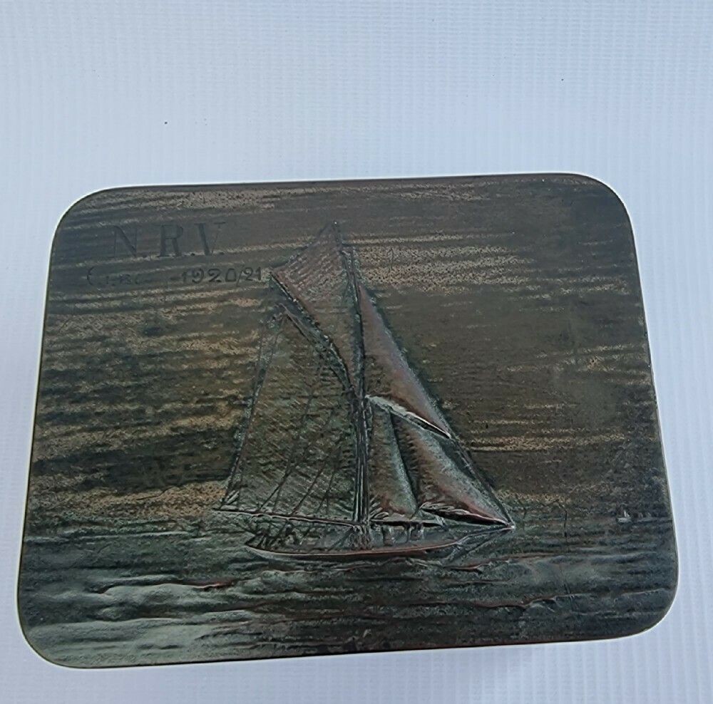 photo vinterior A Rare Early Competitive Sailing Presentation Box Which Is Of Nautical Interest And Made By W.M.F.
