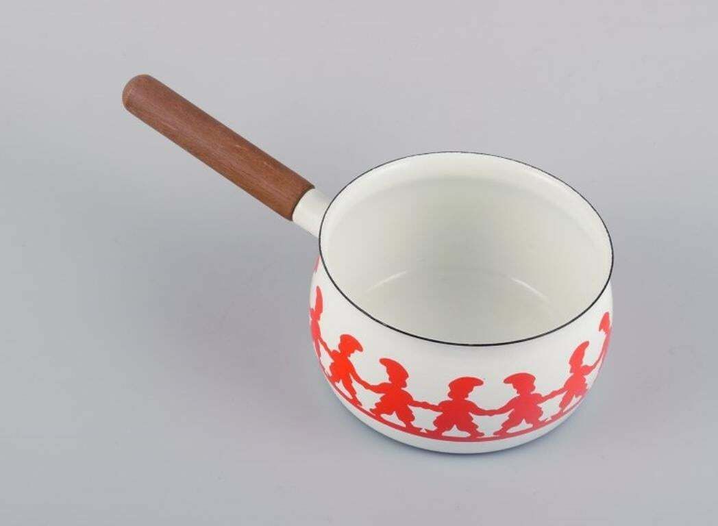 Kaj Franck For Arabia. "Tonttu" Enamelled Metal Saucepan With Wooden Handle. photo for sale
