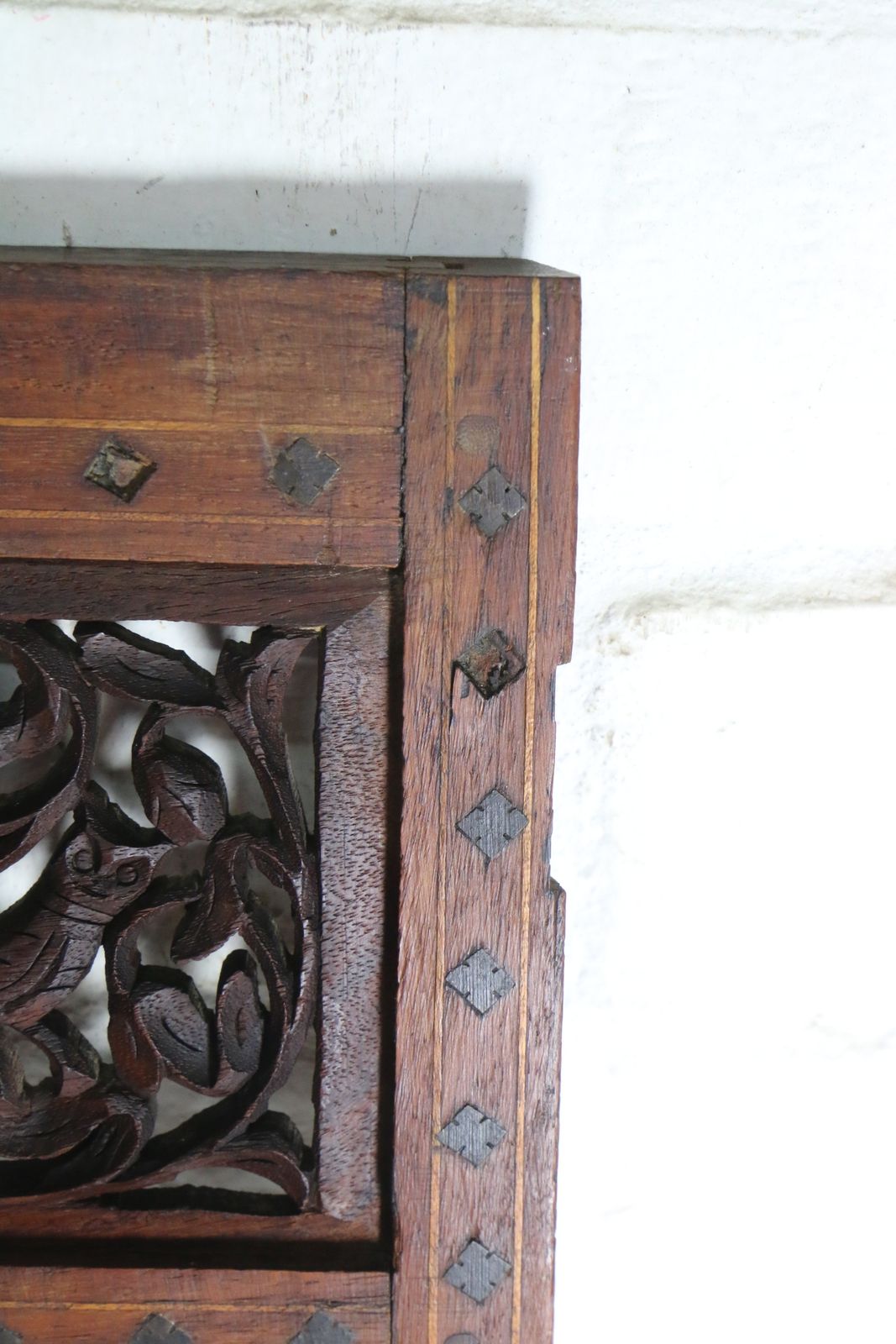 photo furniture Antique Indian Carved Wooden Frames Set Of 3 Salvaged Decorators Interior Designer Pieces