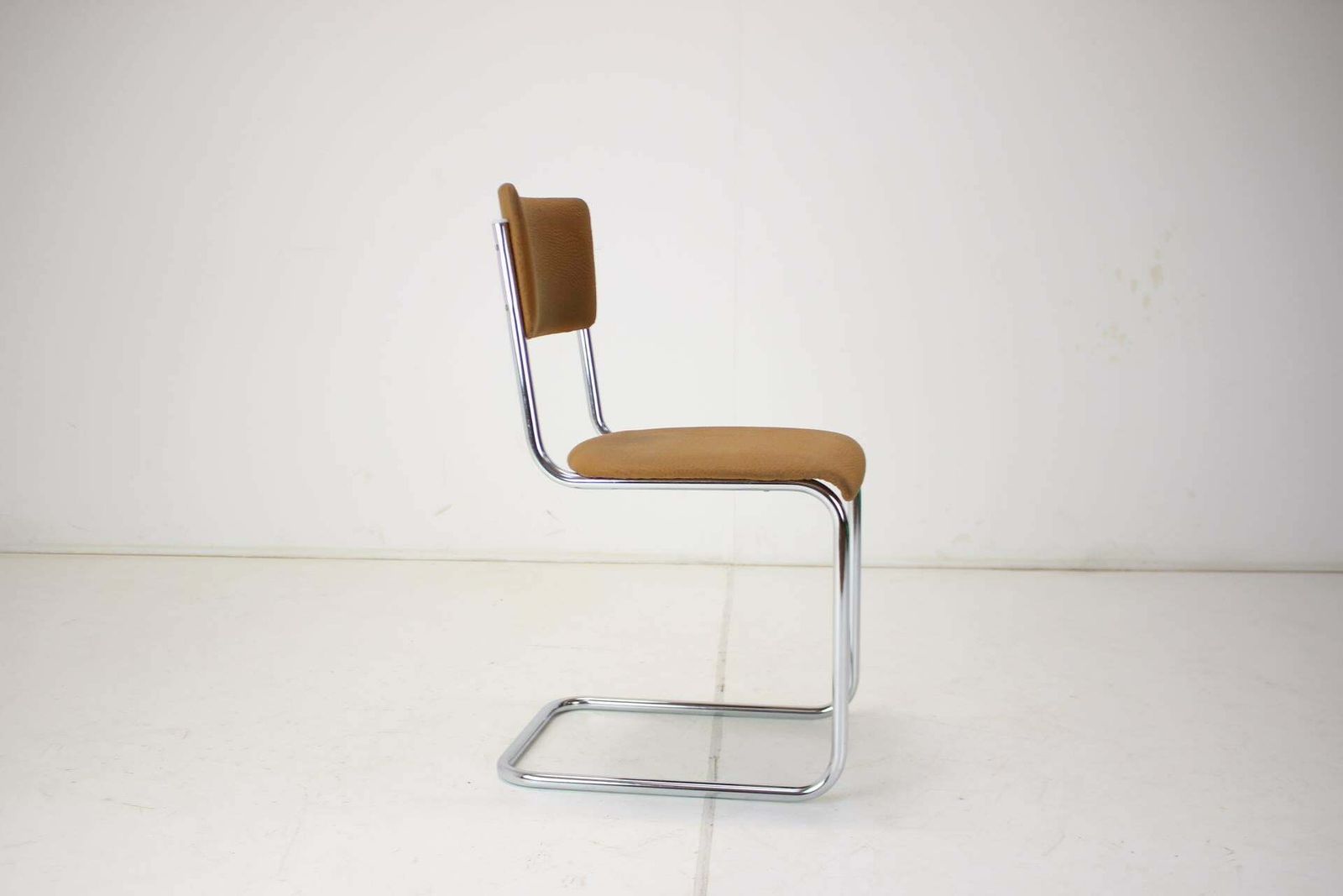 Mid Centrury Chrome Tubular Chair Kovonax Z 303, 1970's photo 386.0