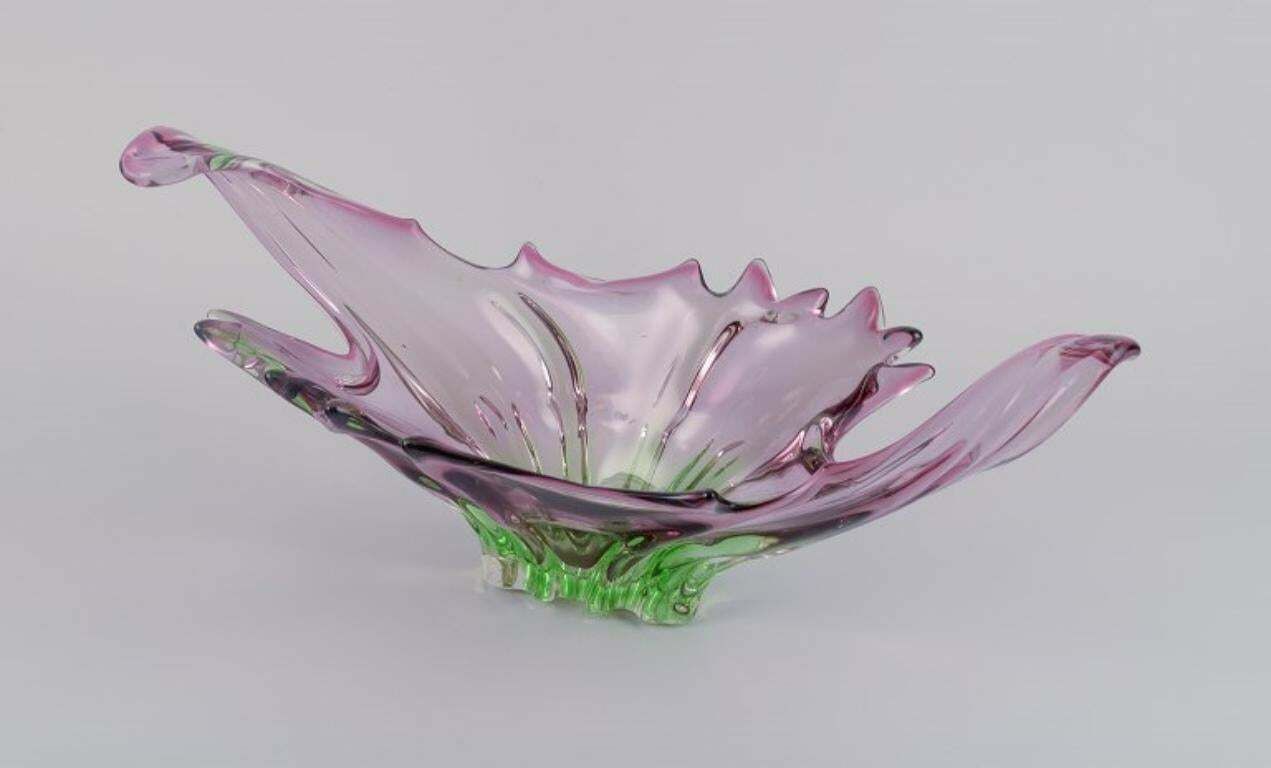 Murano, Italy, Colossal Waved Bowl In Green And Purple Art Glass. 1970s. photo for sale