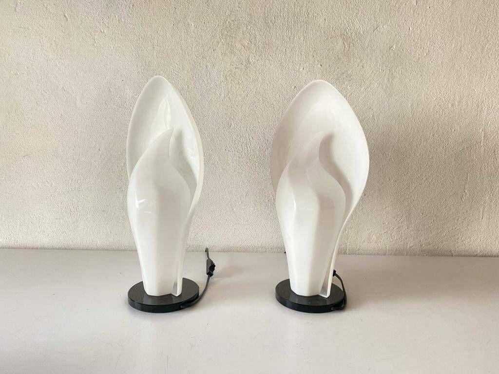 Italian Flower Design White Plexiglass Wonderful Pair Of Table Lamps, 1970s, Italy photo 1787.0