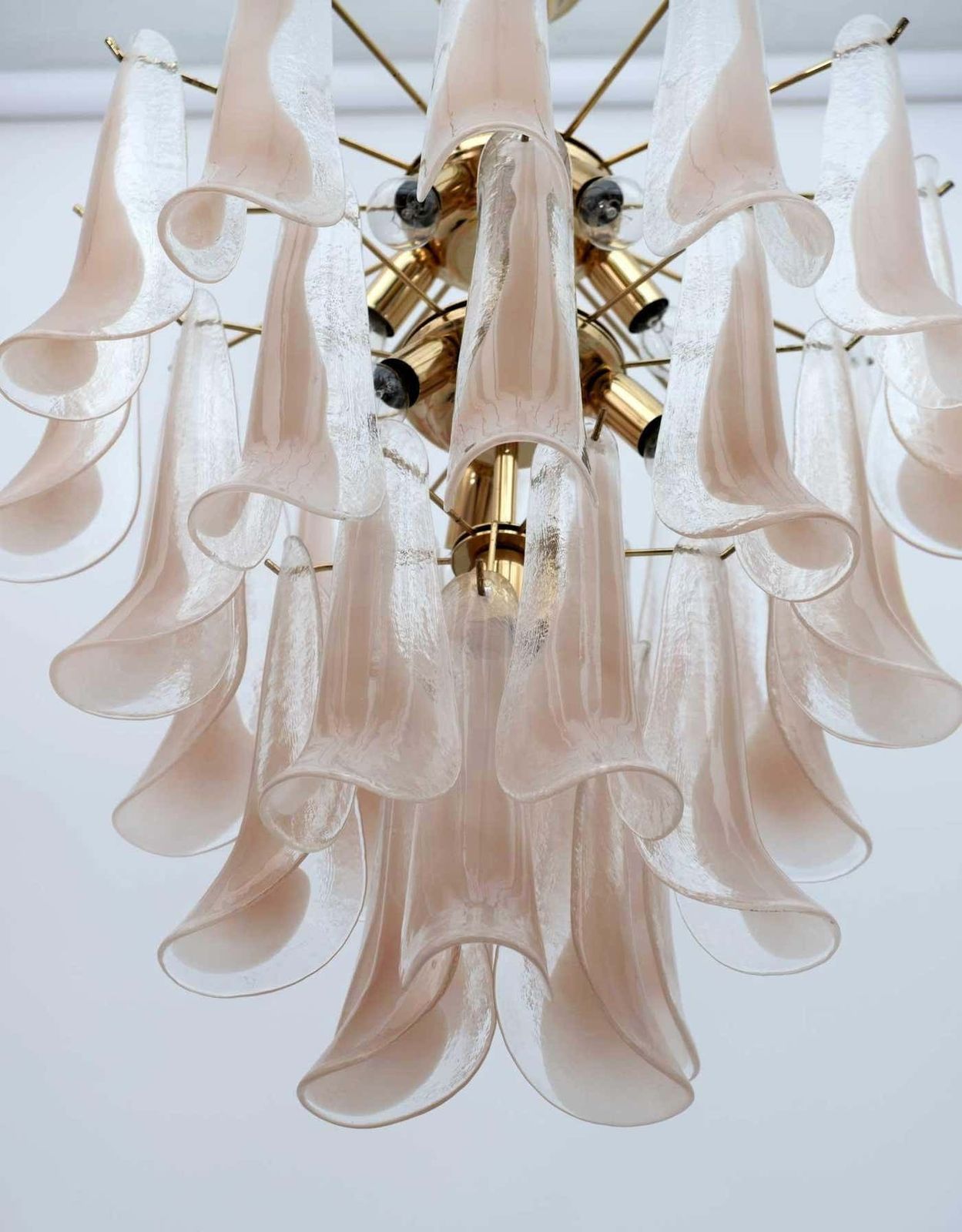Mazzega Mid Century Modern Italian Petals Murano Glass Chandelier, 1970s photo 2642.0
