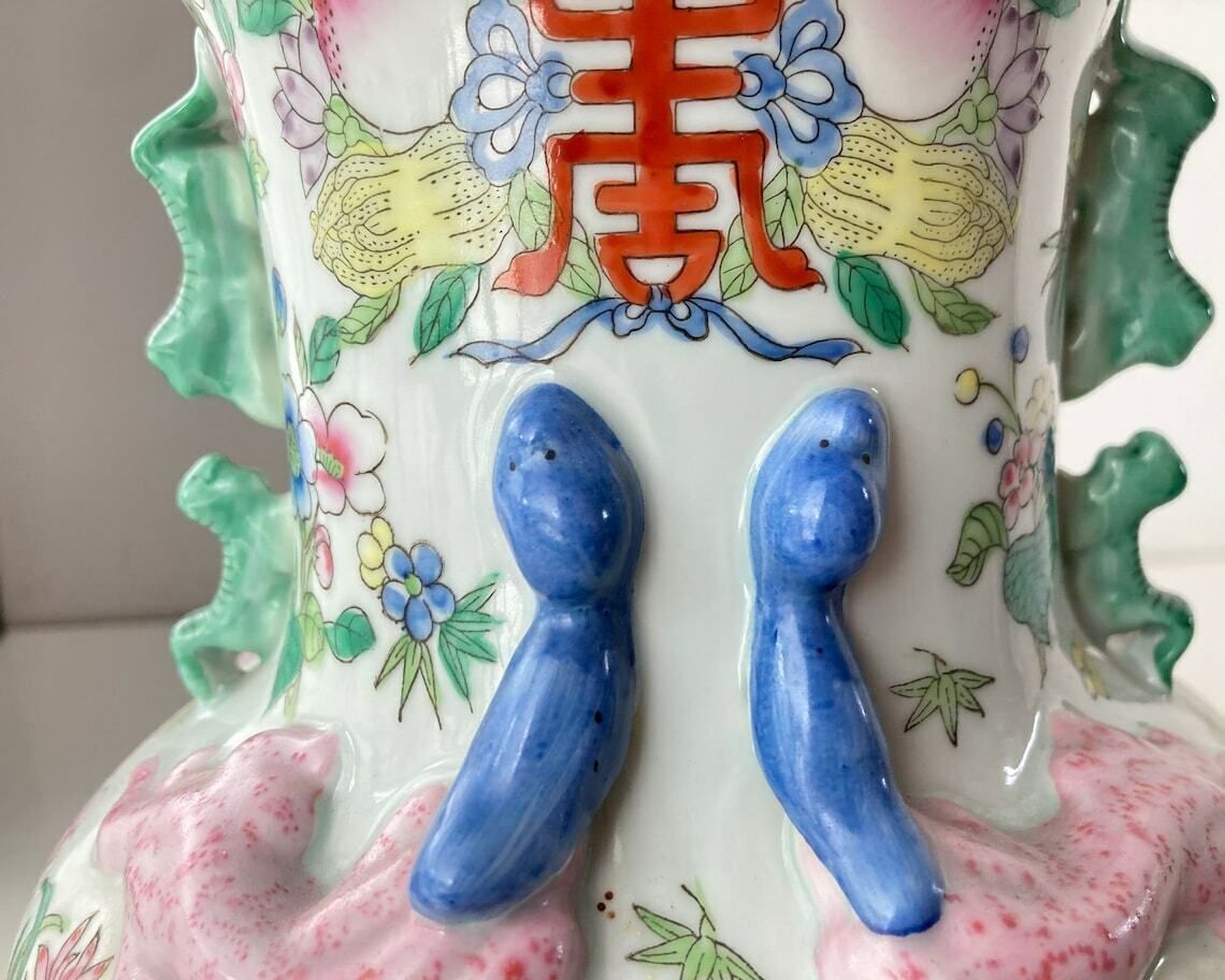 Family Rose Vase | Chinese Vase | Dragon Handles | Court Scenery photo vinterior