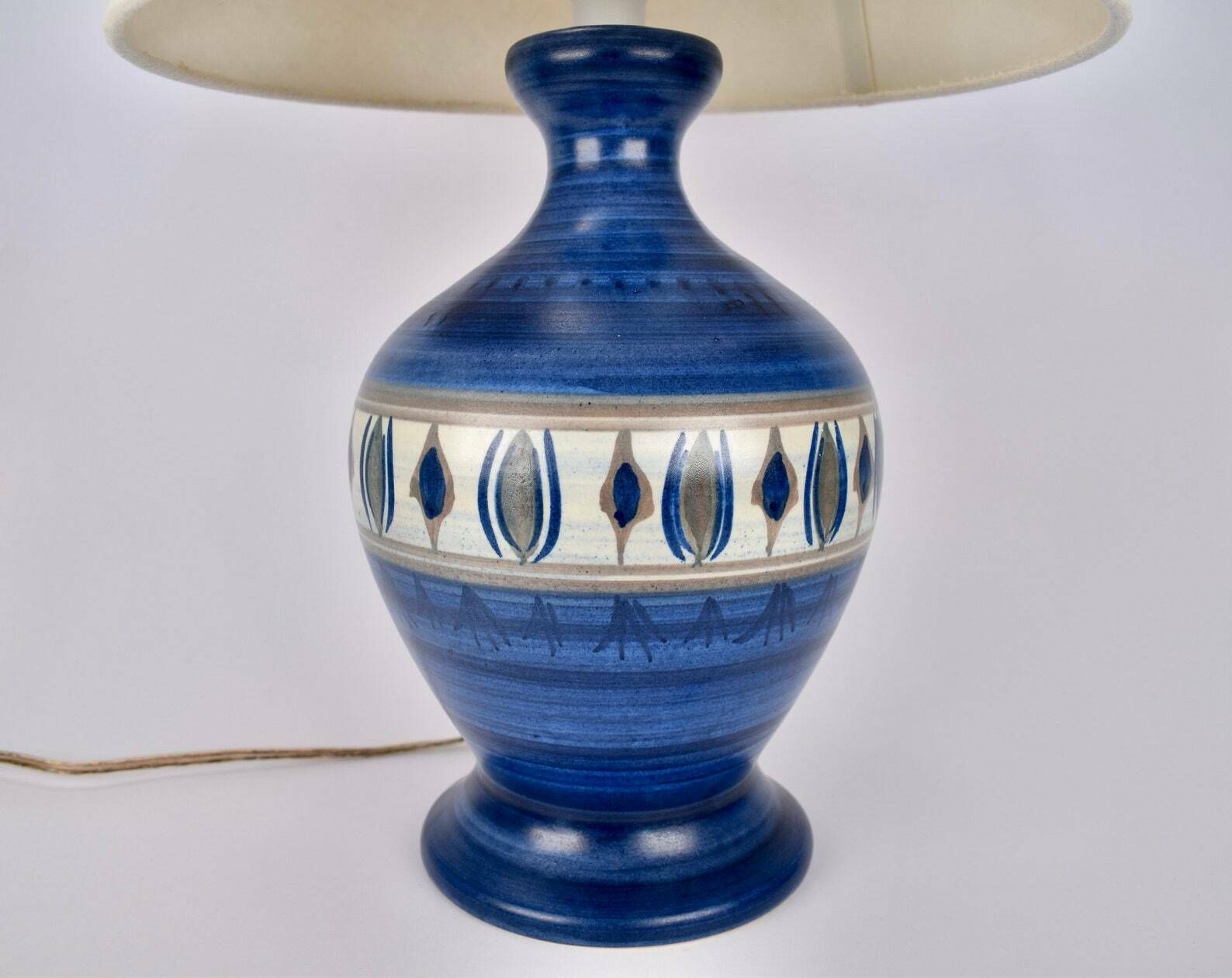 Mid Century Deense Tafellamp Van Winthers Keramik | Vintage Keramische Accentlamp Kobaltblauw Scandinavisch Nordisch | Scandi Aardewerk Japans photo Verlichting