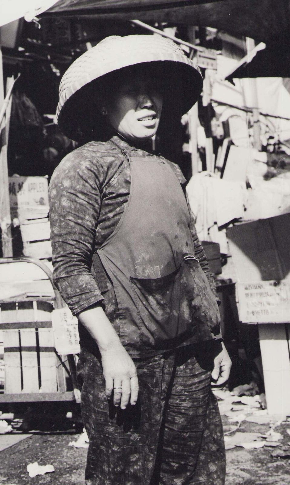 Hanna Seidel Hong Kong, Man, Collector, Black And White Photography, 1960s photo furniture