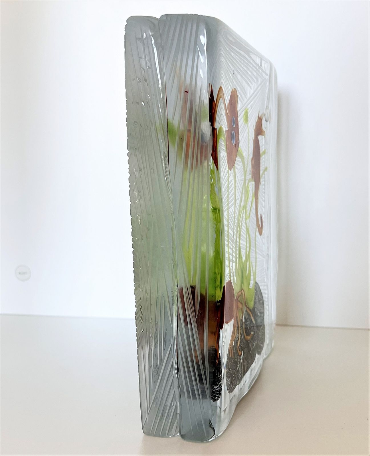 photo vintage Italian Murano Glass Aquarium With Sea Animals, Signed