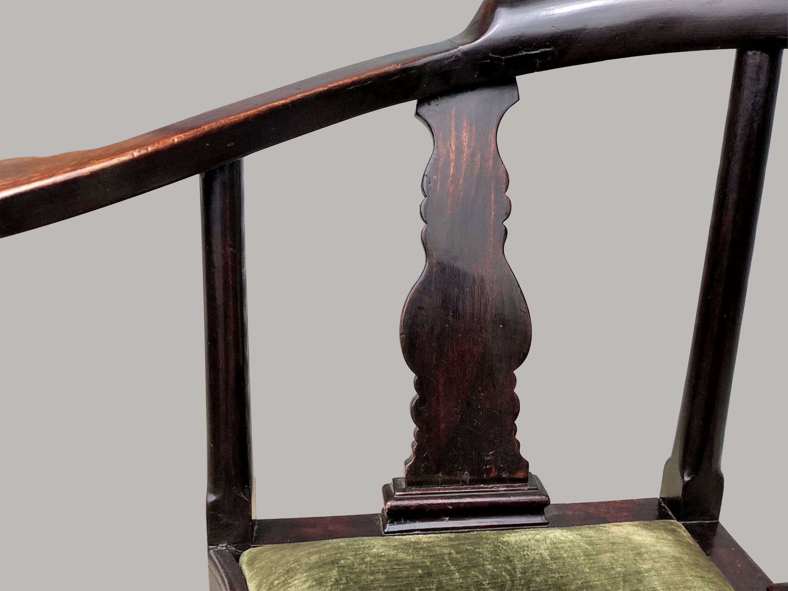 9350.0 Exceptional C18th Chinese Export Hardwood Corner Armchair photo