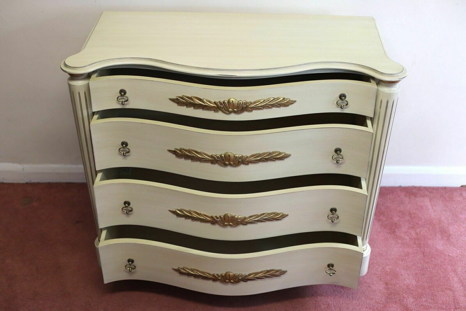 Lovelly Painted Chest Of 4 Drawers French Style photo buy