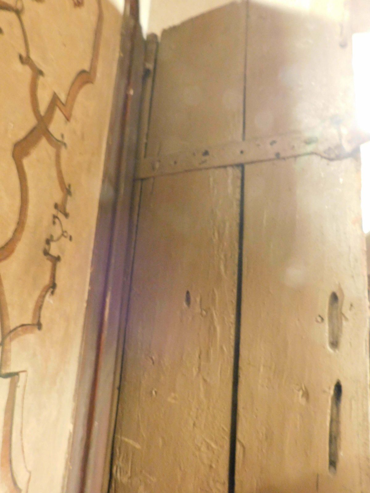 Double Entrance Main Door Carved In Walnut, Italy photo vinterior