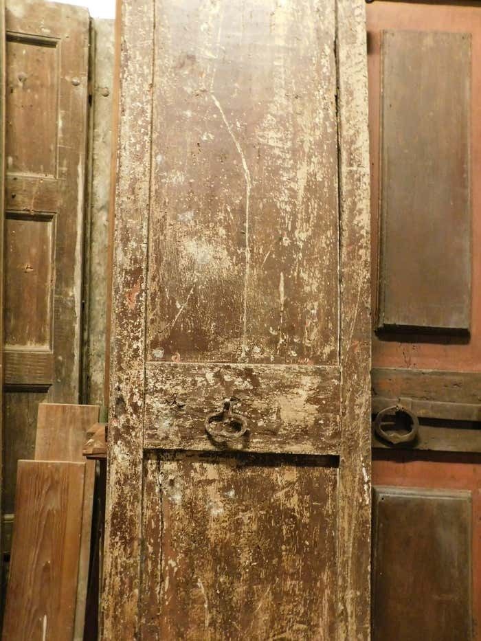photo furniture Red Lacquered Interior Double Door With Iron Bolt Italy